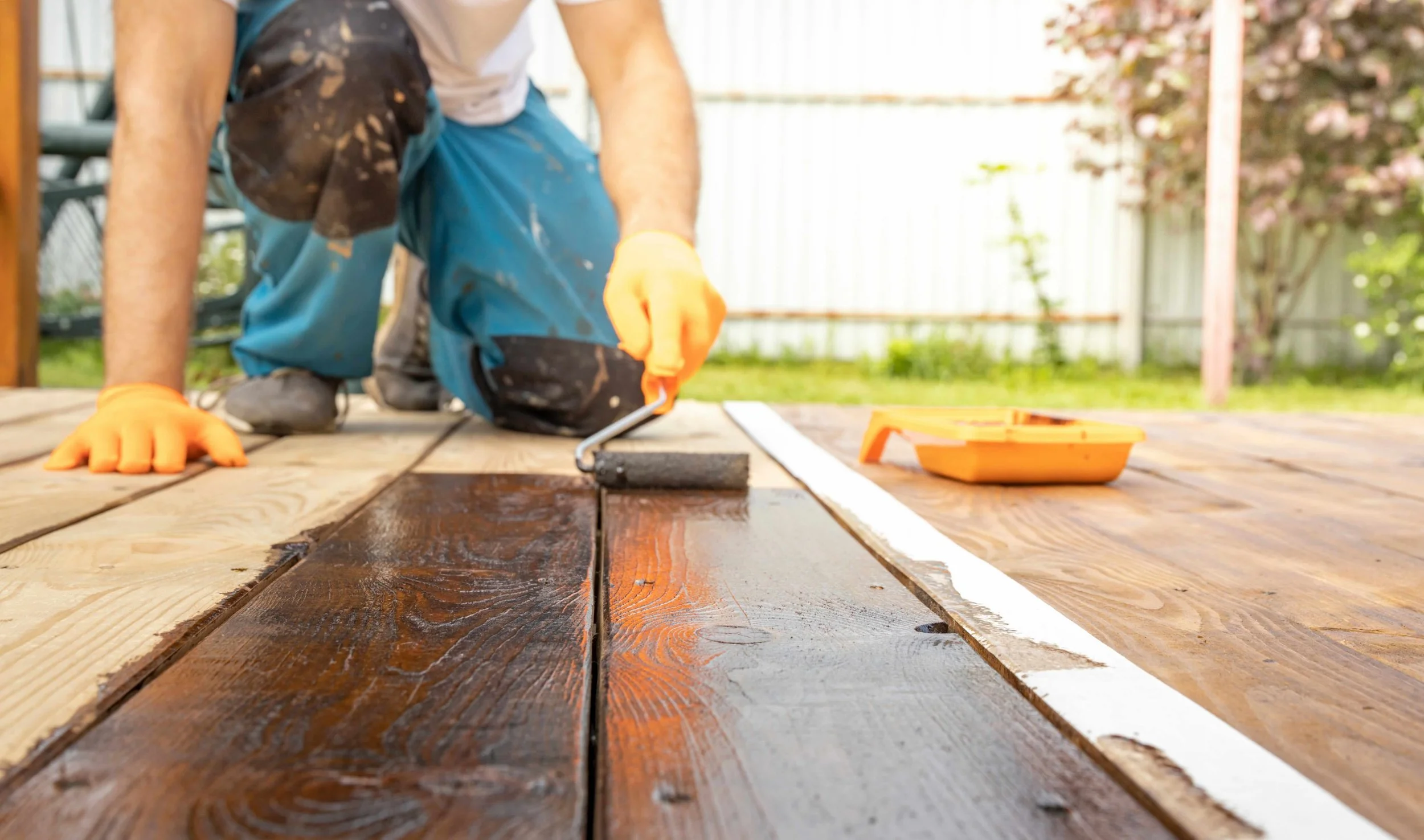 Deck Staining Colours and Finishes: Choosing the Perfect Look for Your Home