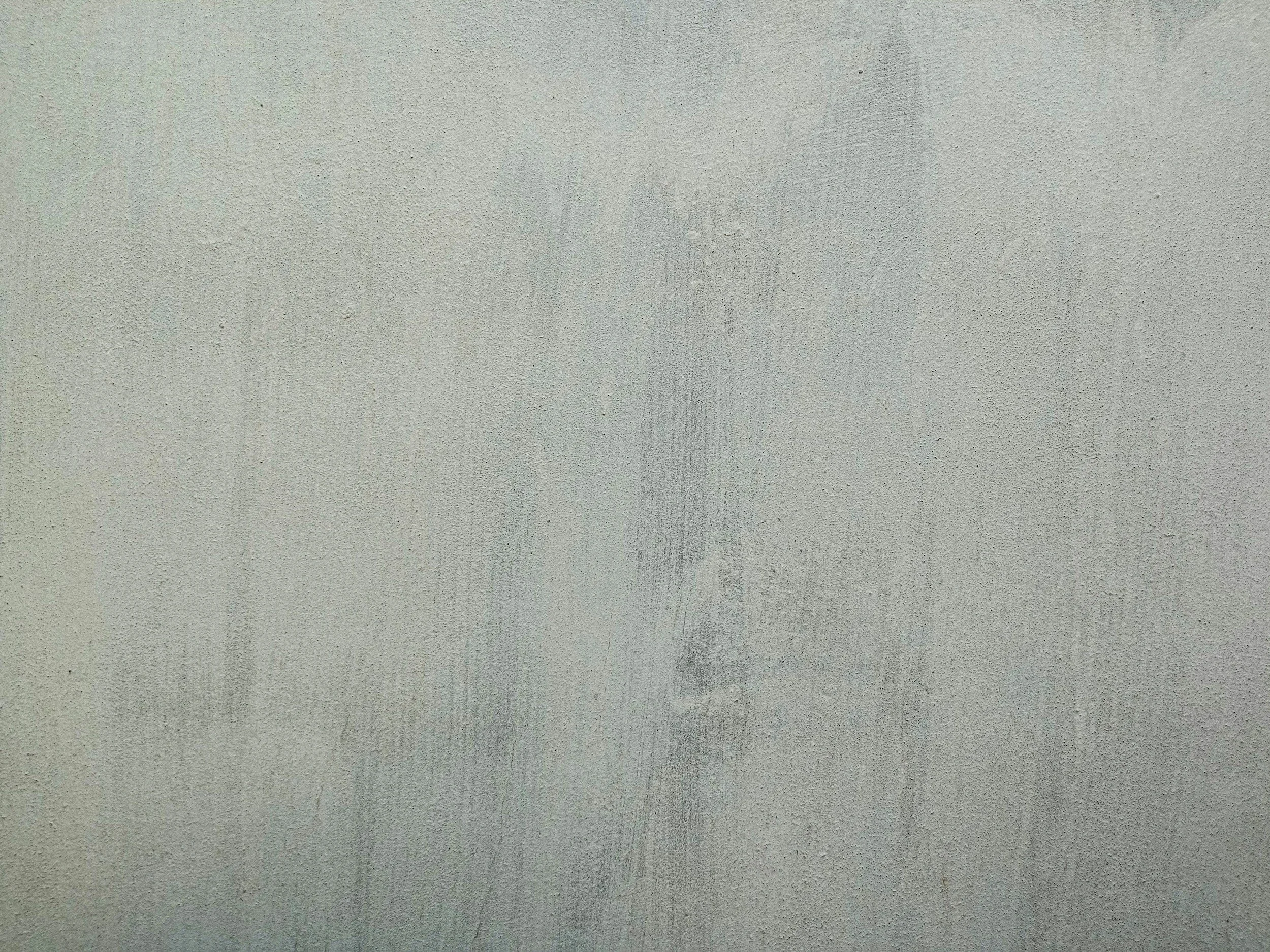 What Causes Paint to Fade? Insights and Fixes