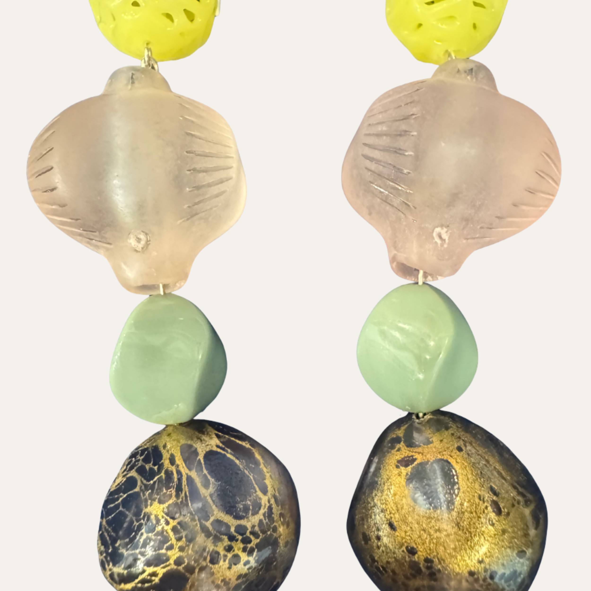ECC - CURIO (3).png