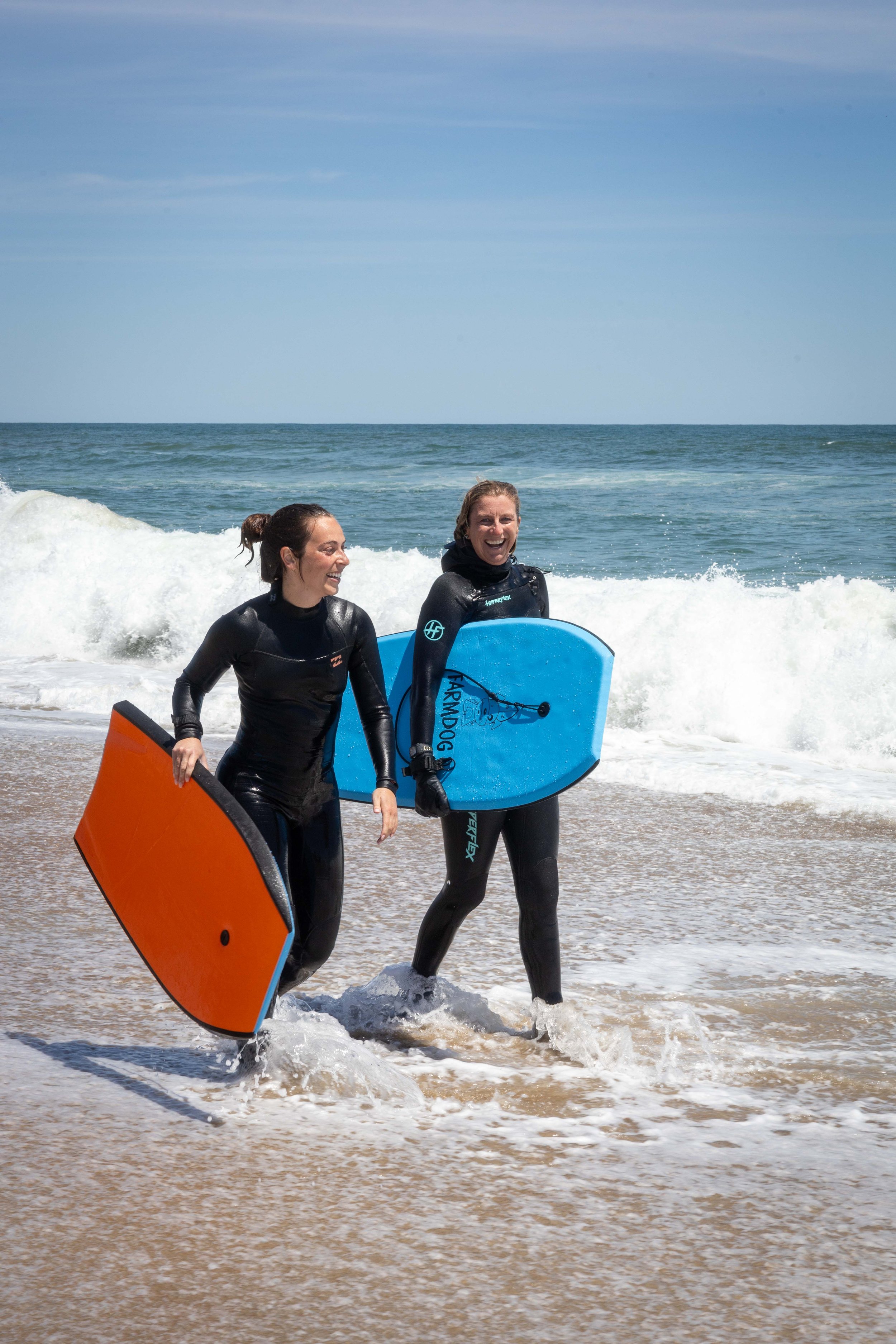 Captured by photographer Anna Meshcheri during a life-changing week in North Carolina with First Descents—this series documents young adults with MS learning to surf, finding their strength, and embracing the joy of adventure.