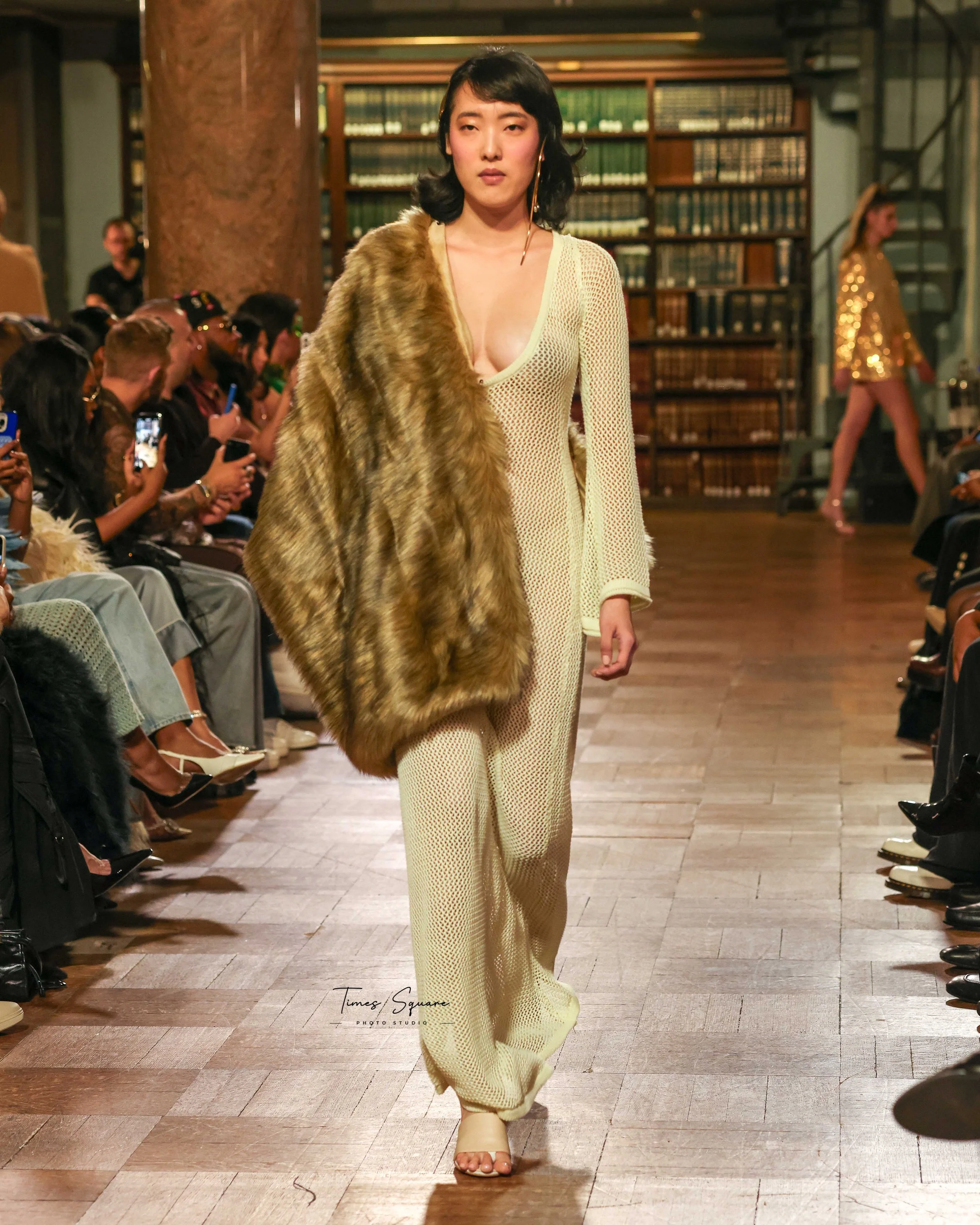 Times Square Photo Studio 7773-5 INSTAGRAM.jpg