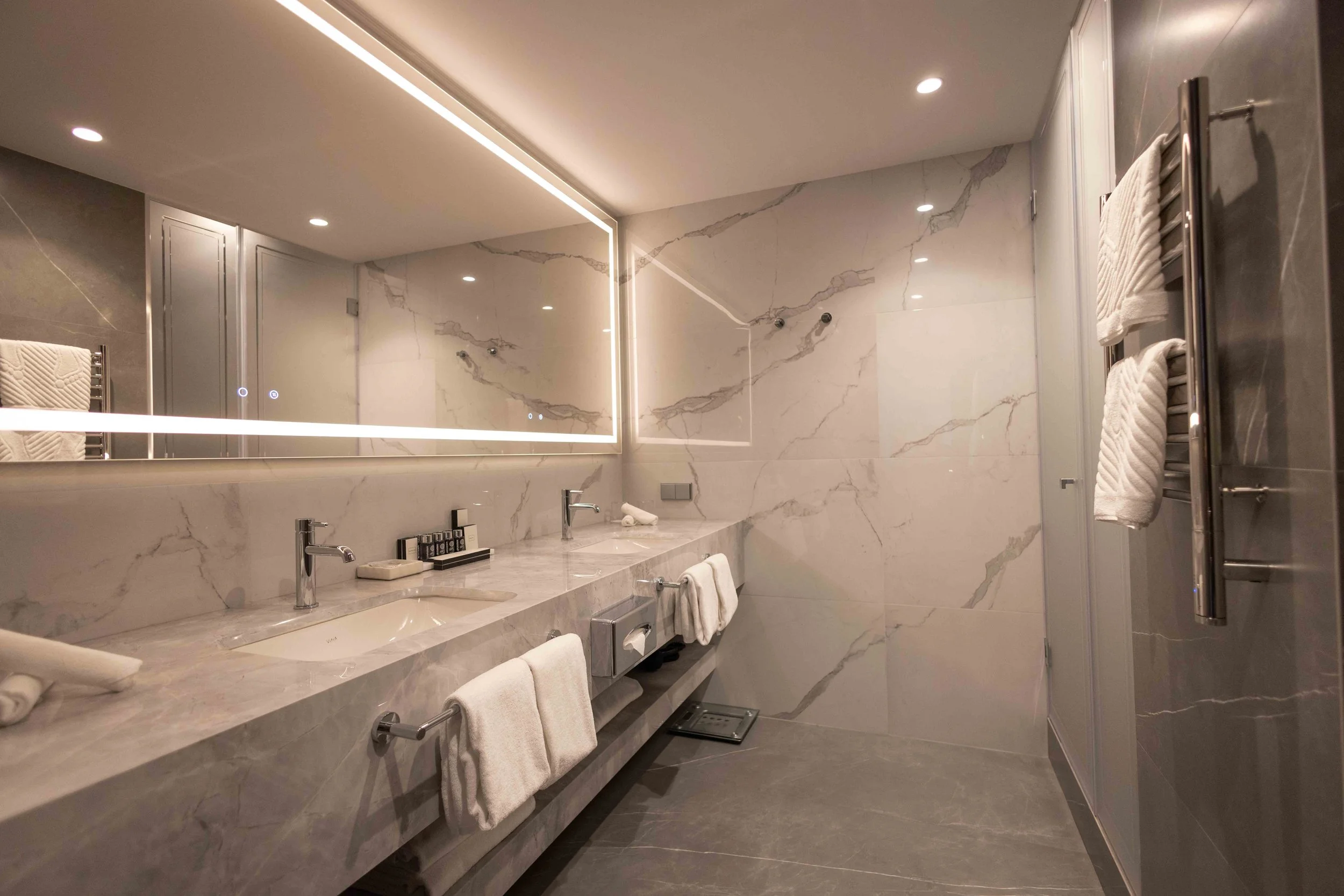 Hotel Bathroom