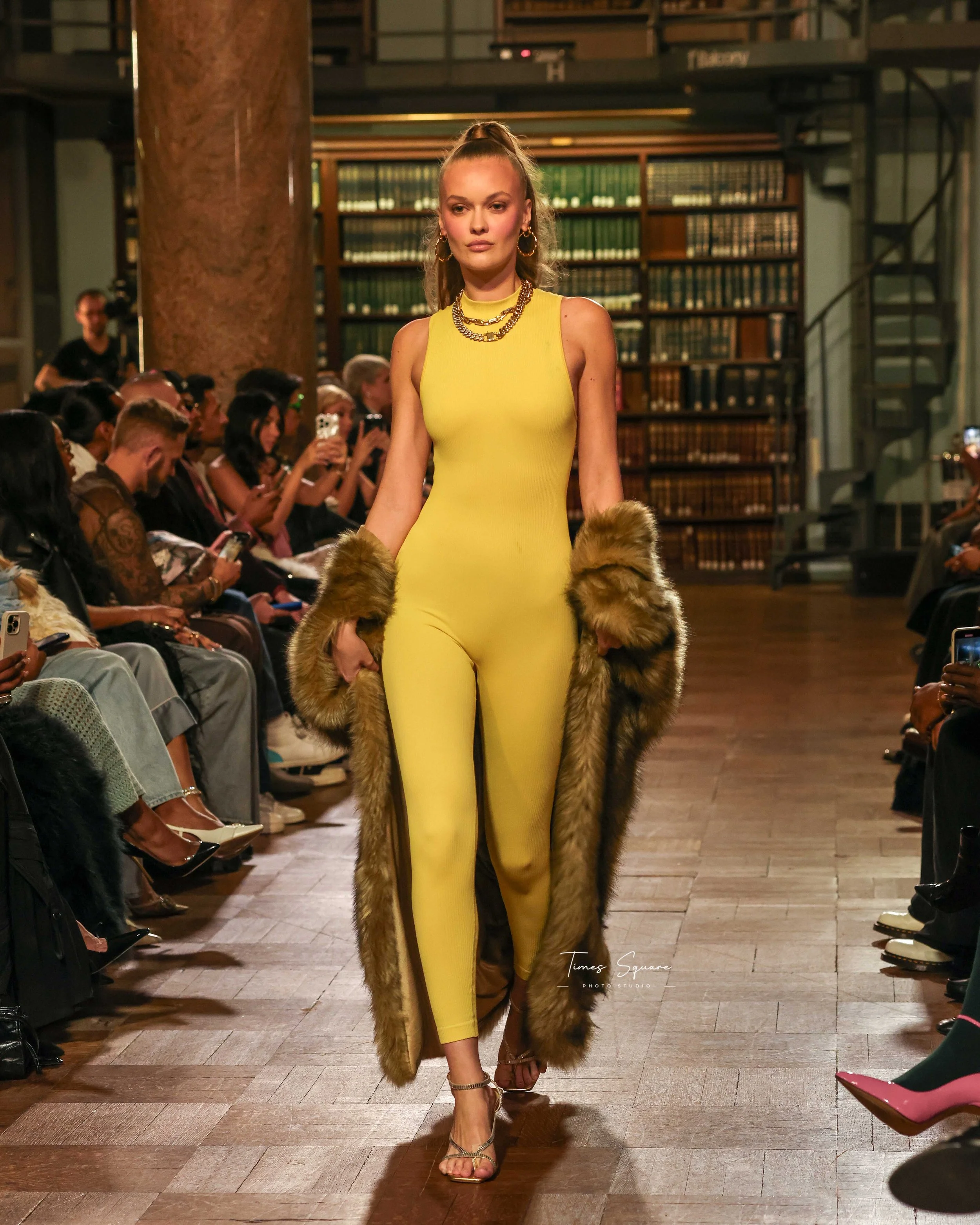 Times Square Photo Studio 7773-2 INSTAGRAM.jpg