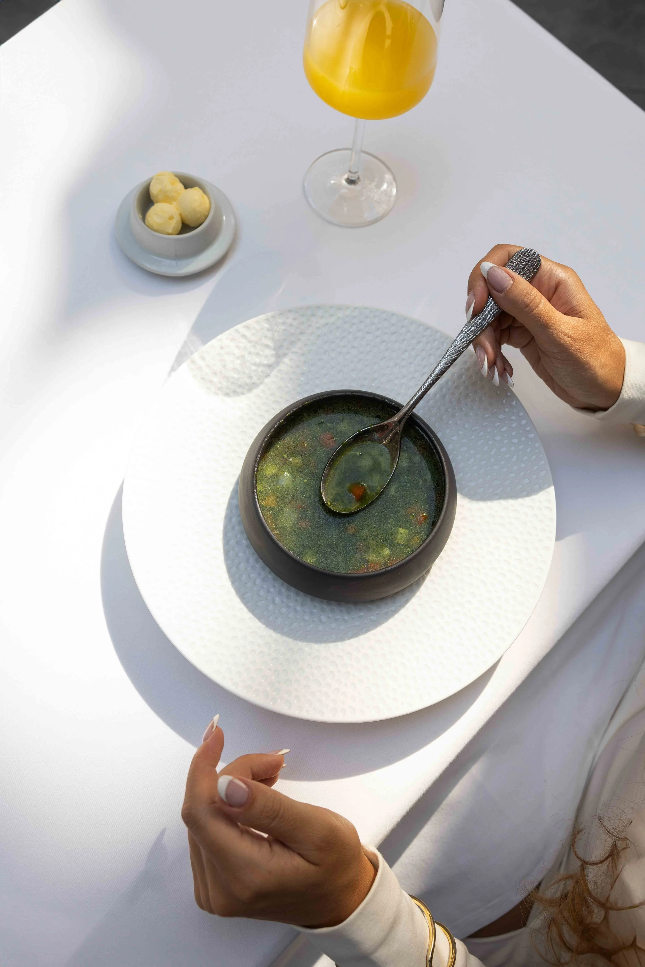 Hospitality & Hotel Lifestyle Photography by Anna Meshcheri.
Capturing authentic guest experiences and elegant interiors to help hotels tell their story and connect with travelers.