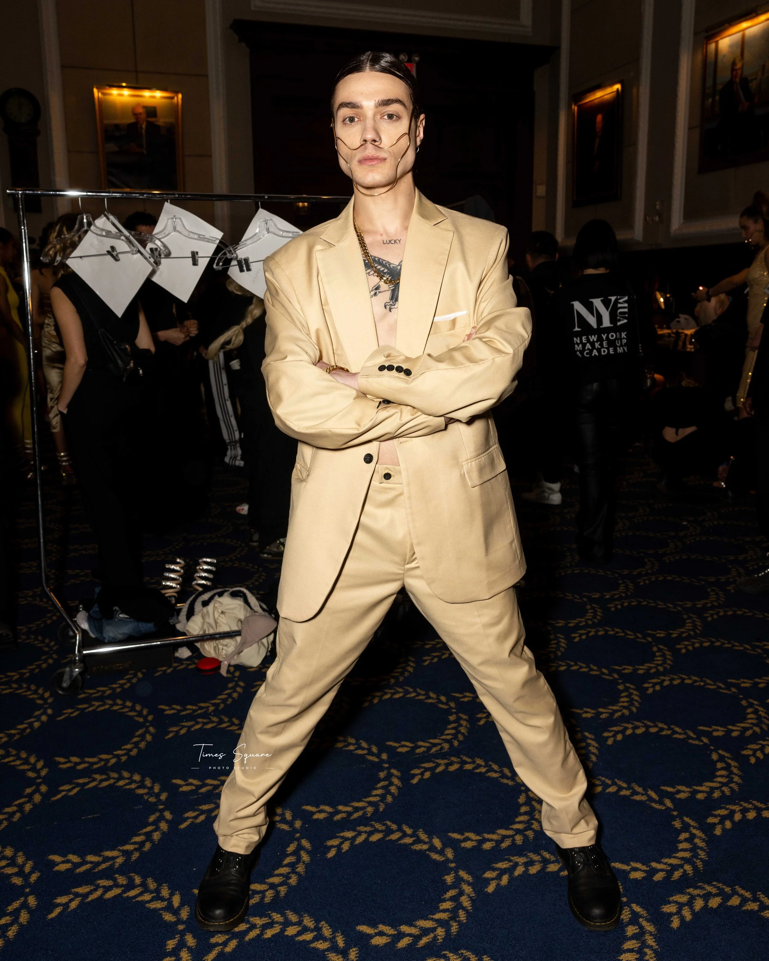 Times Square Photo Studio 7773-28 INSTAGRAM.jpg