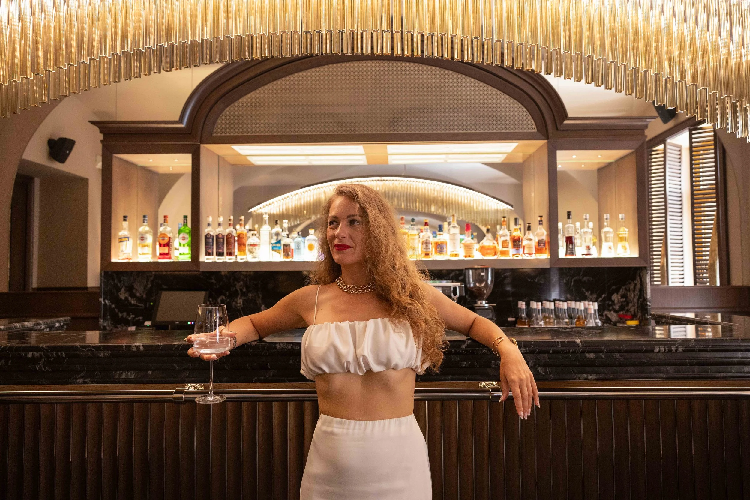 Hospitality & Hotel Lifestyle Photography by Anna Meshcheri.
Capturing authentic guest experiences and elegant interiors to help hotels tell their story and connect with travelers.
