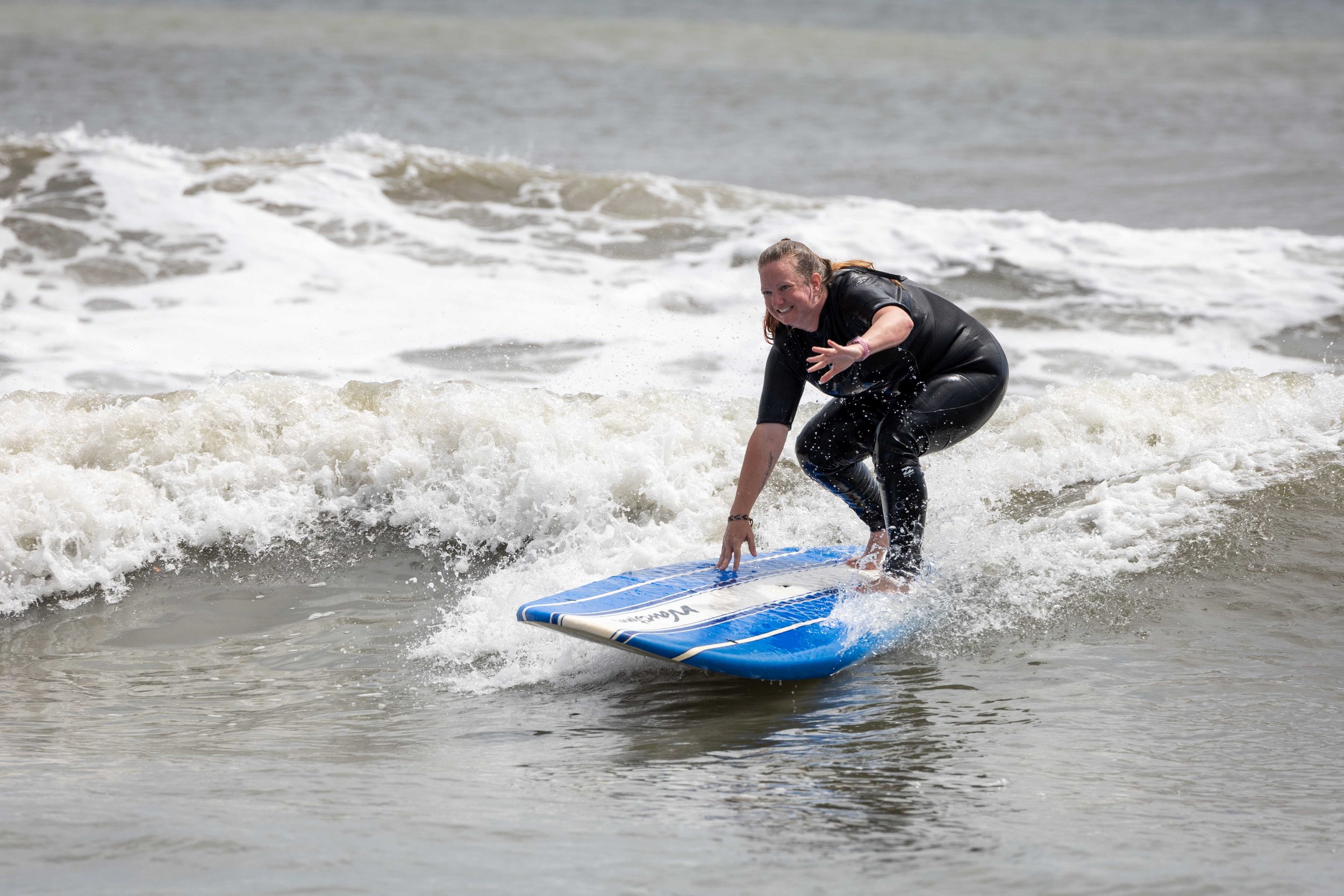 Captured by photographer Anna Meshcheri during a life-changing week in North Carolina with First Descents—this series documents young adults with MS learning to surf, finding their strength, and embracing the joy of adventure.