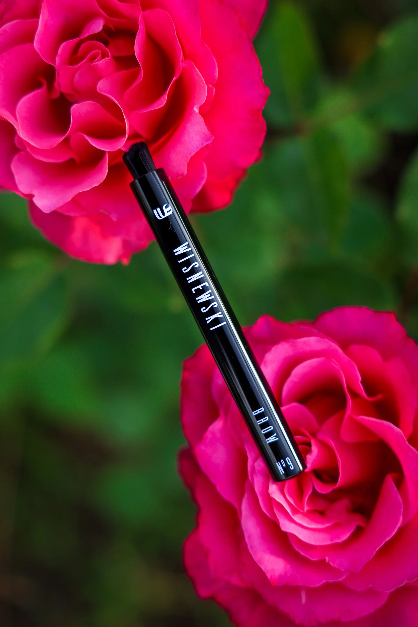 A clean and minimal product photography concept created for a beauty brand’s eyebrow brush campaign. Styled with delicate flowers to highlight the brush’s elegance and precision, the imagery blends natural beauty with a fresh, modern aesthetic. The s
