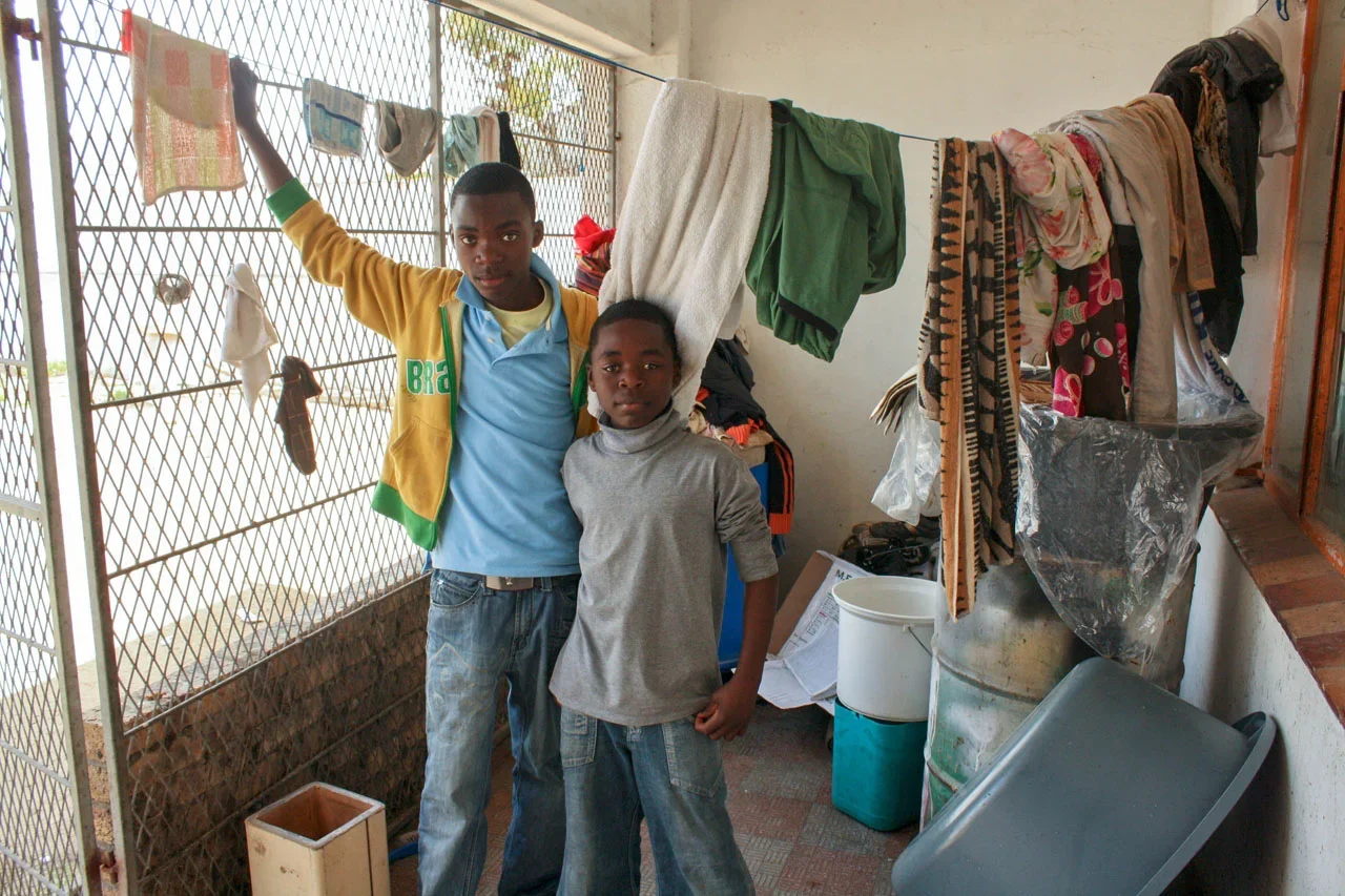 congolesefam-2.jpg.webp