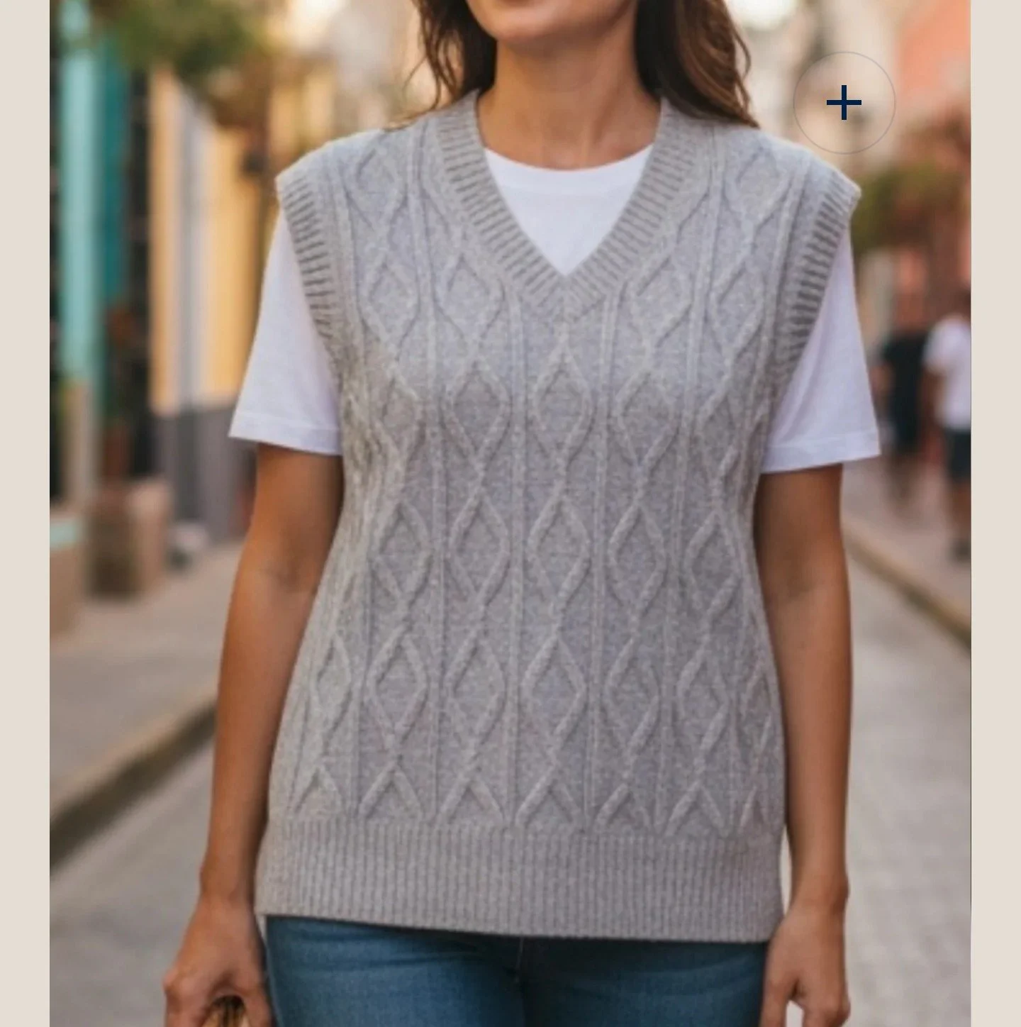 Cable V-Neck Vest (unisex)
