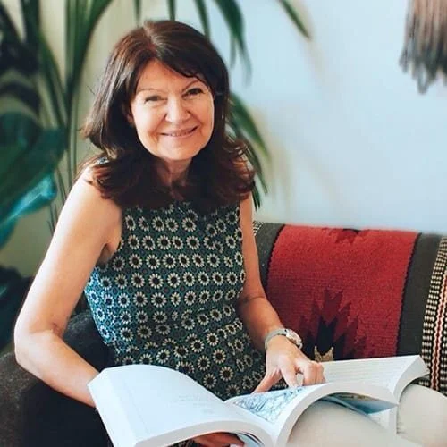 Debbie: Astrologer & Author (Copy)