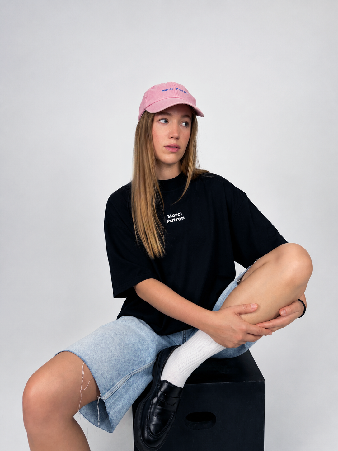 t-shirt_black_04.png
