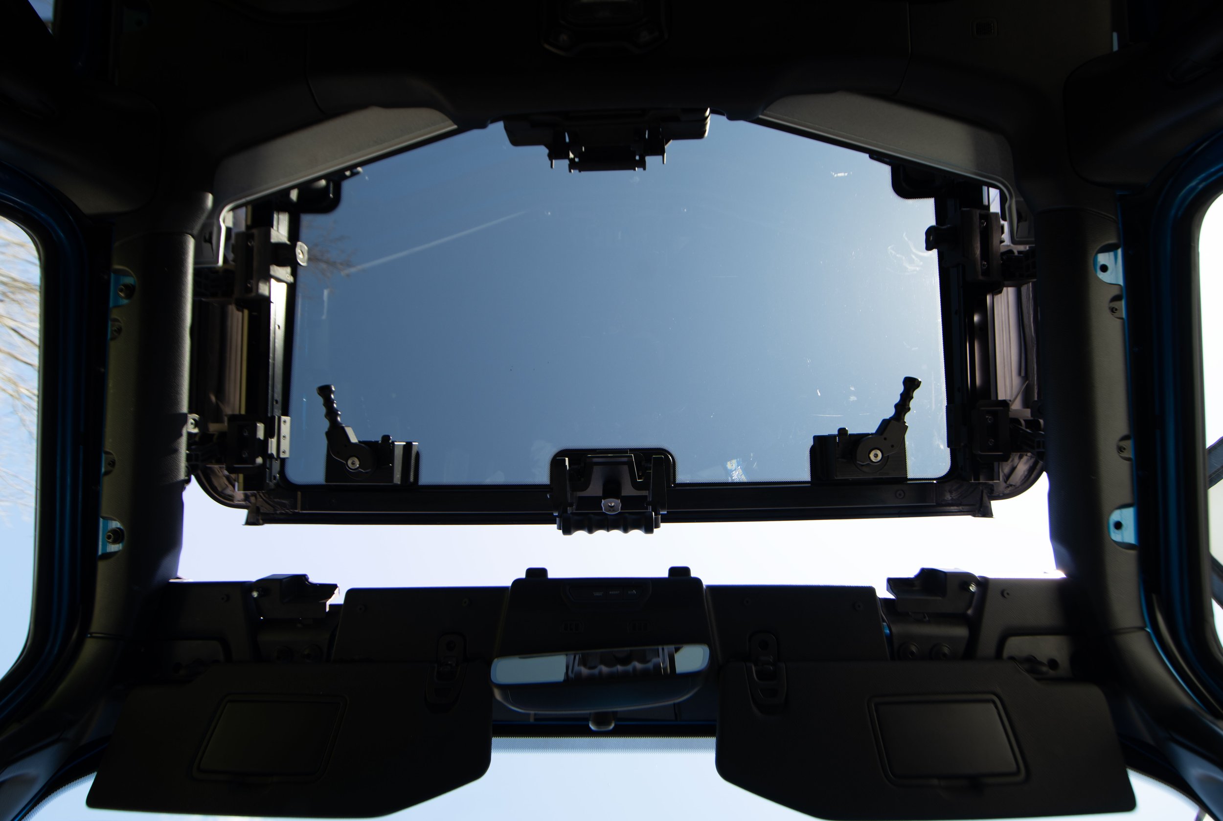 Slider-In-2-C0100538.jpg