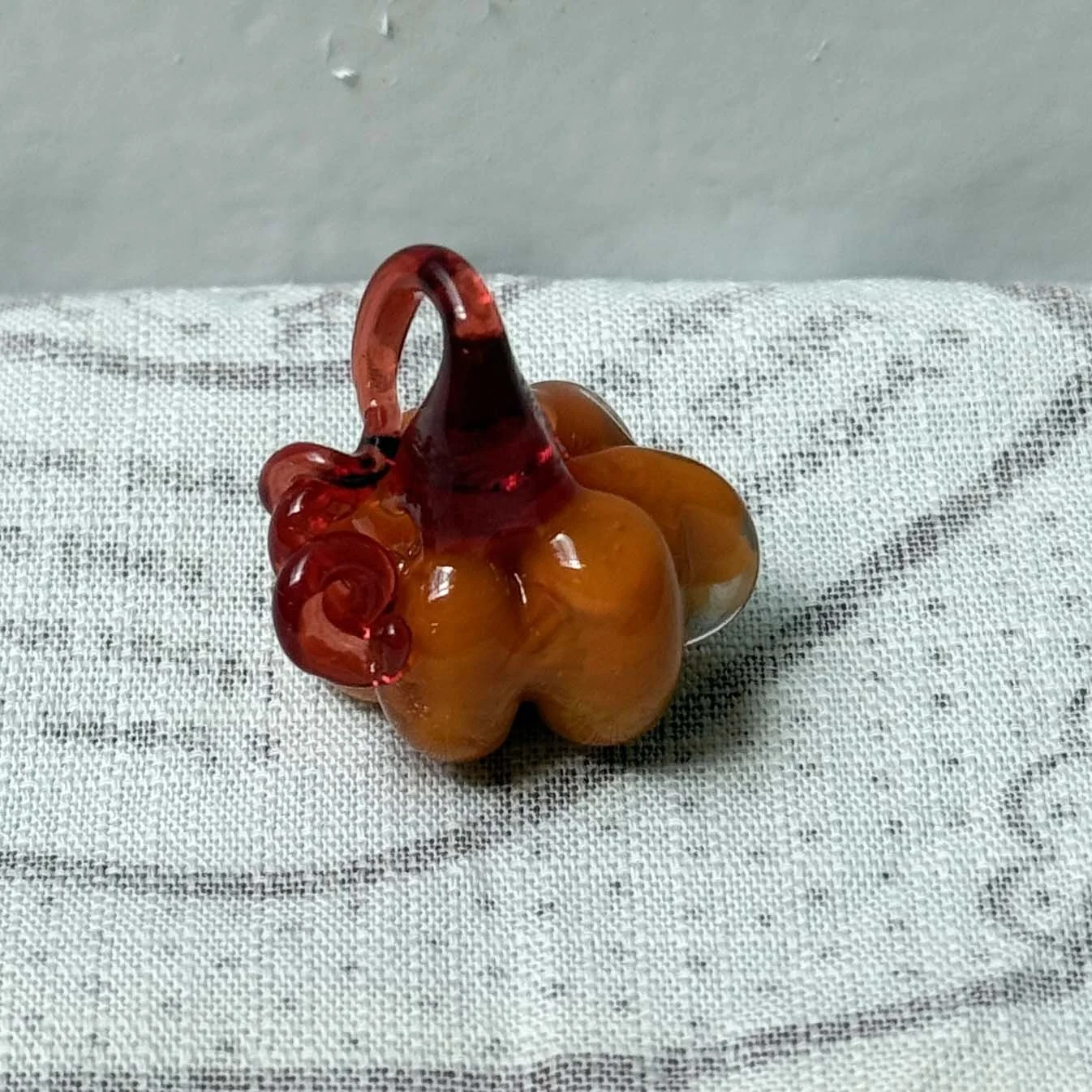orange:redbabypump.jpg