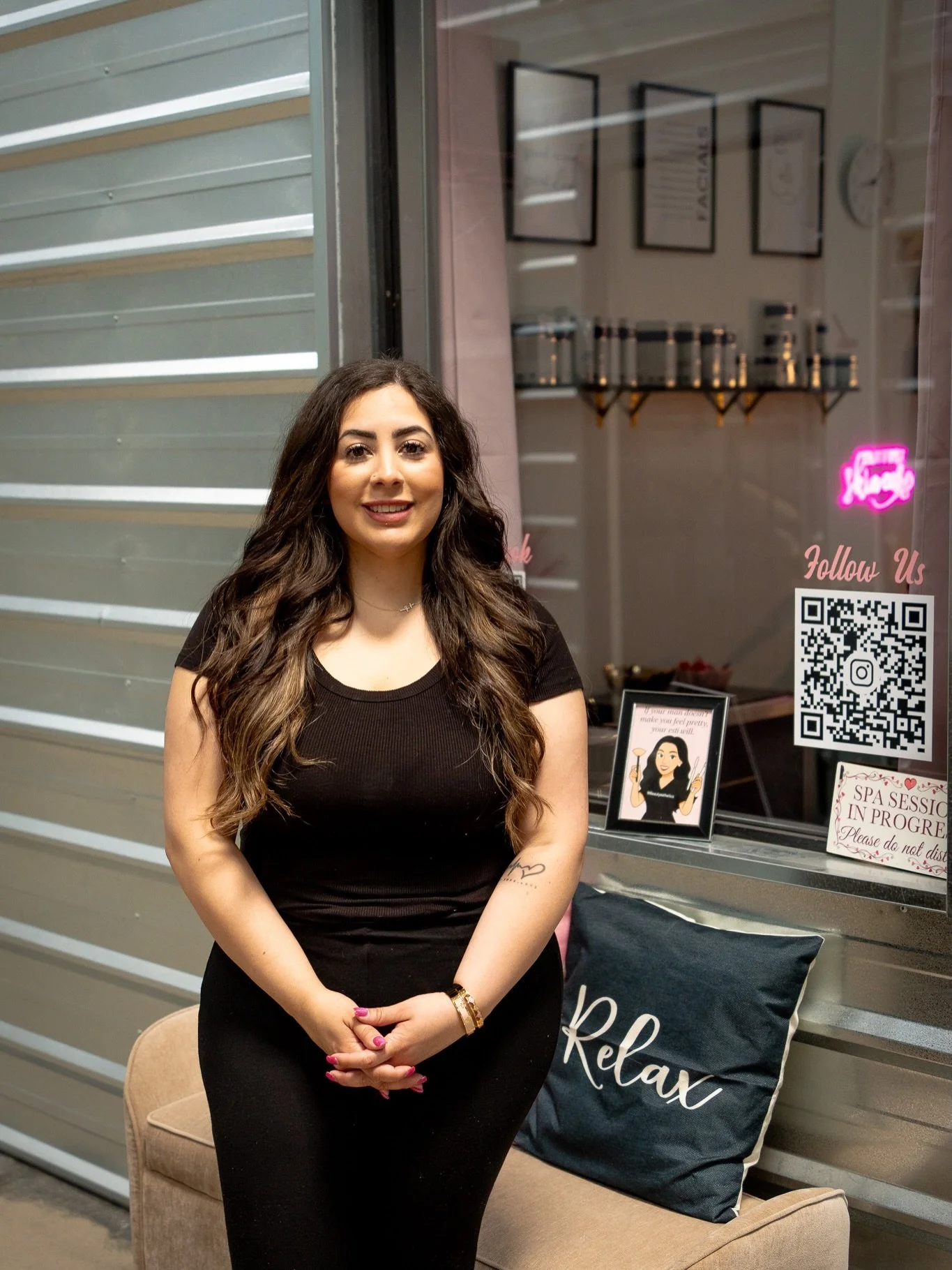 ✨ Looking to refresh your look and boost your confidence? Meet Marisol at @m_beautyesthetics , conveniently located inside the 45th Parallel Building! ✨

Marisol is known not only for her amazing esthetic services but also for her warm personality an