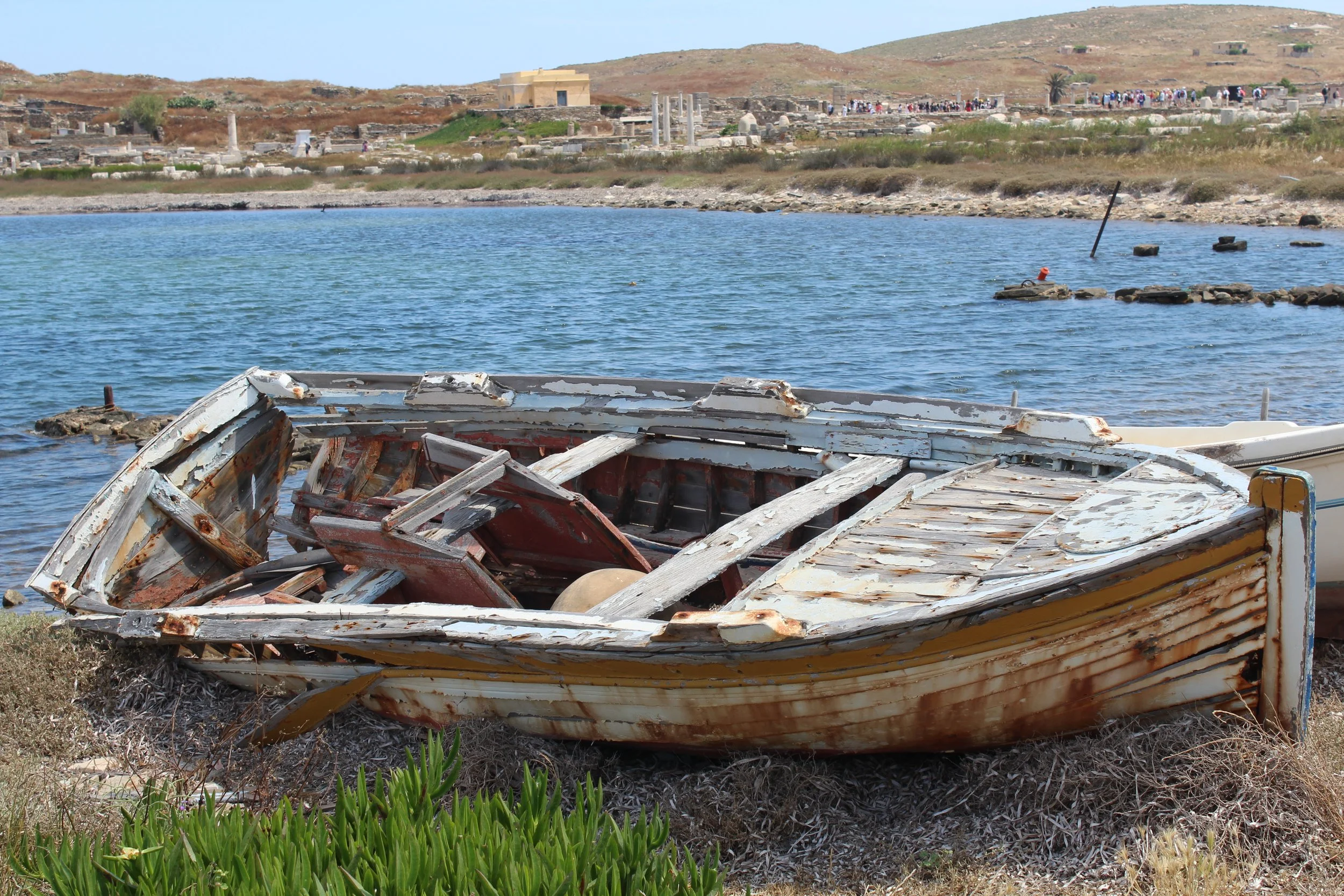 Boat on Delos.JPG