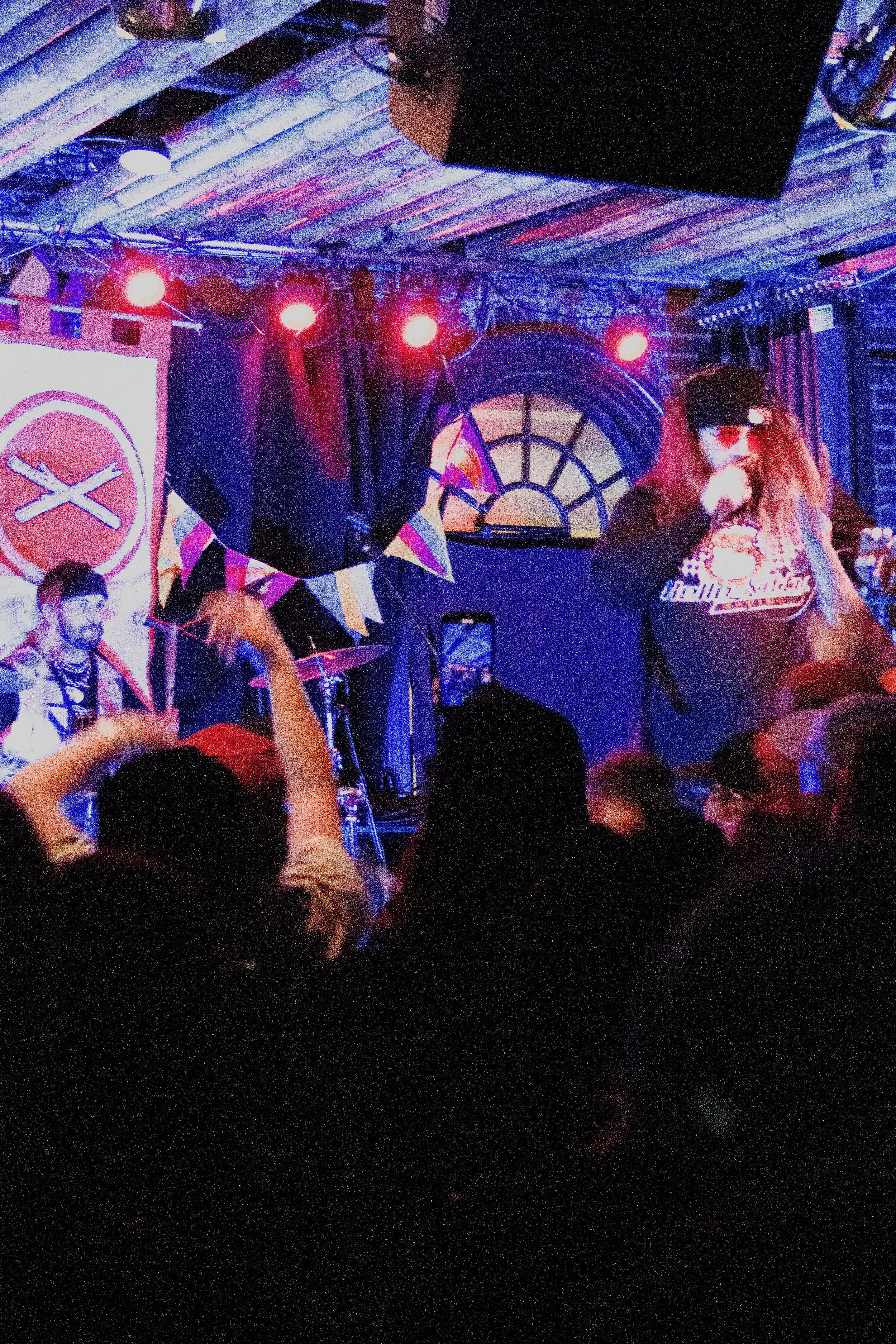 Cigs Inside @ Reef-11.jpg