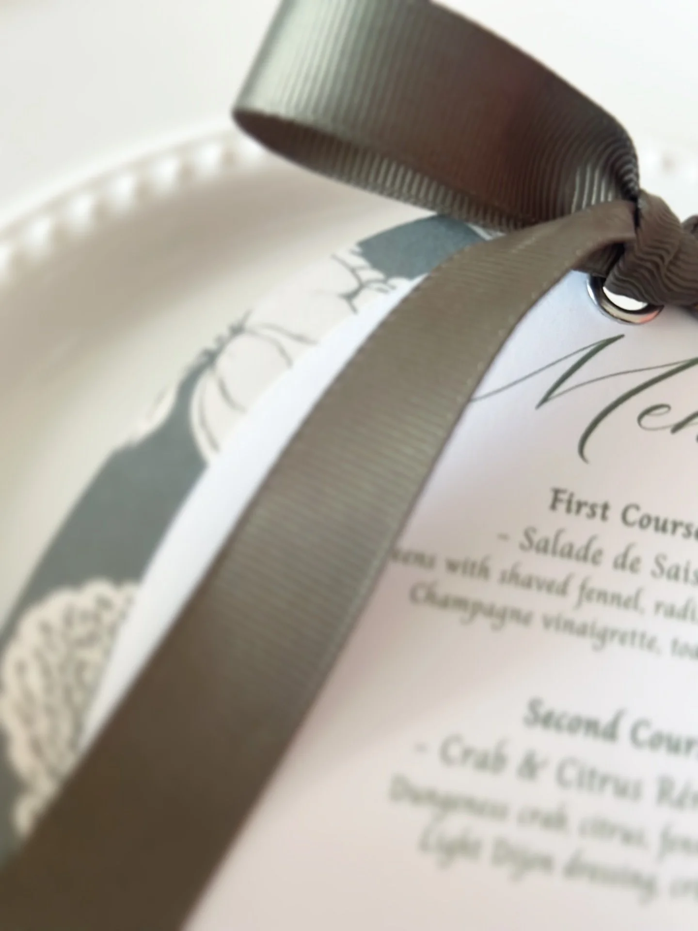 It&rsquo;s all in the details ✨

We create custom stationary and signage, tailored specifically to each event. Every piece is hand-crafted with love and with the utmost attentional to detail. From delicate linen signs to complete invitation suites, B