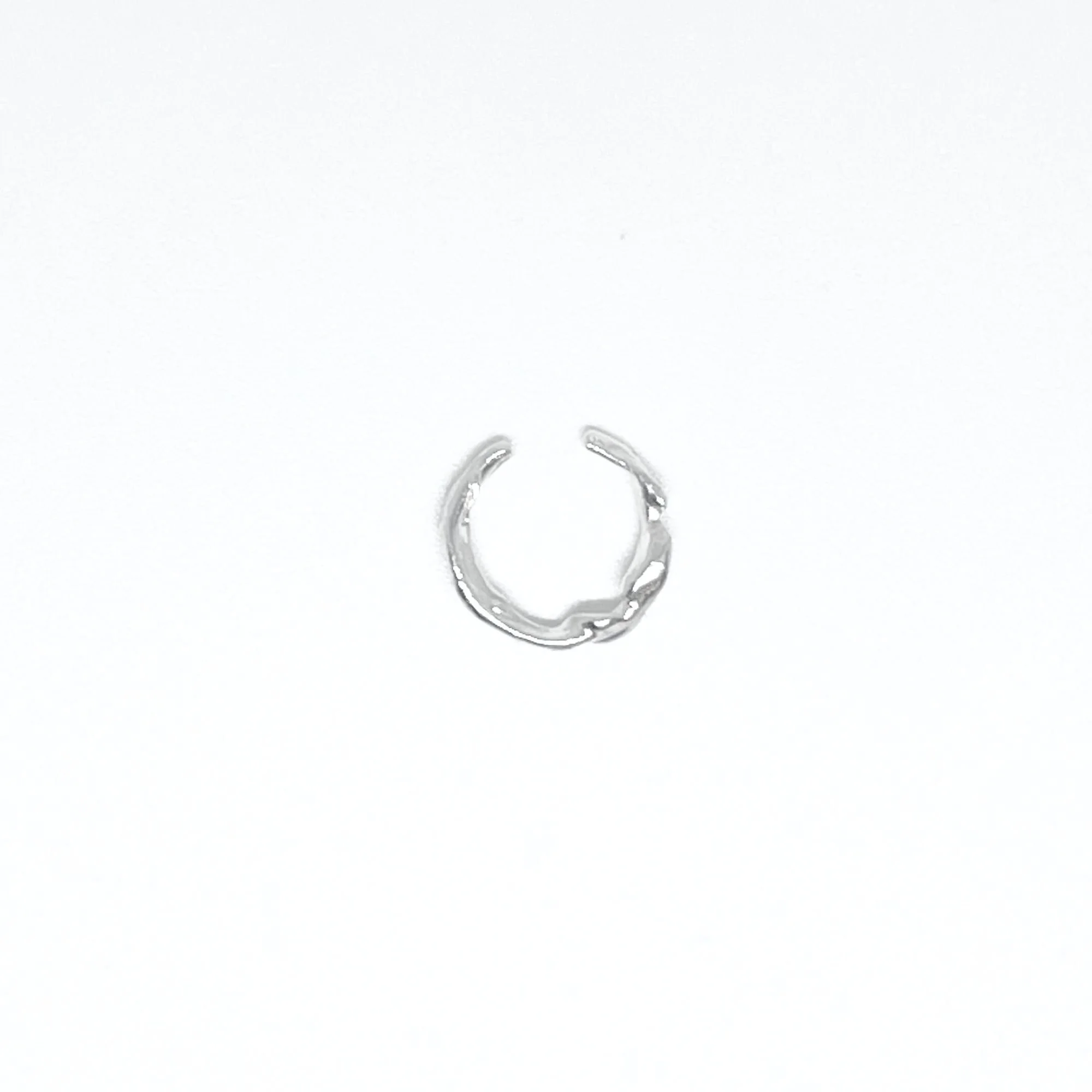 CORVUS EAR CUFF