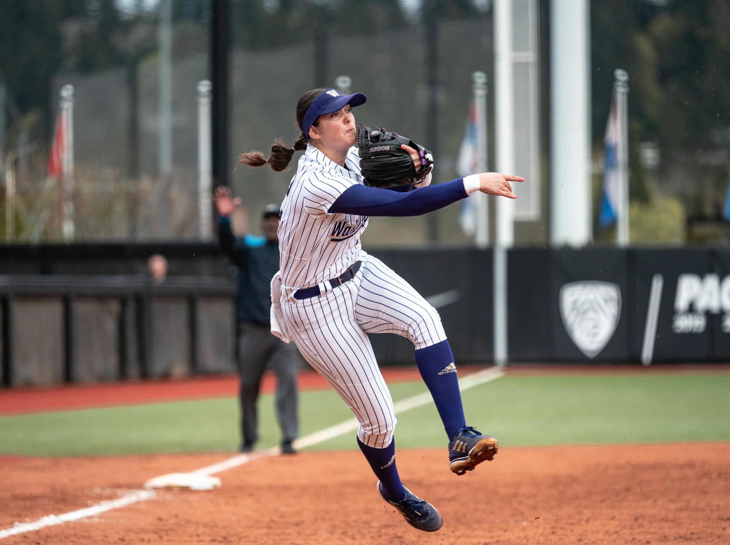 uo_uw_softball_day2_040624_30.jpg