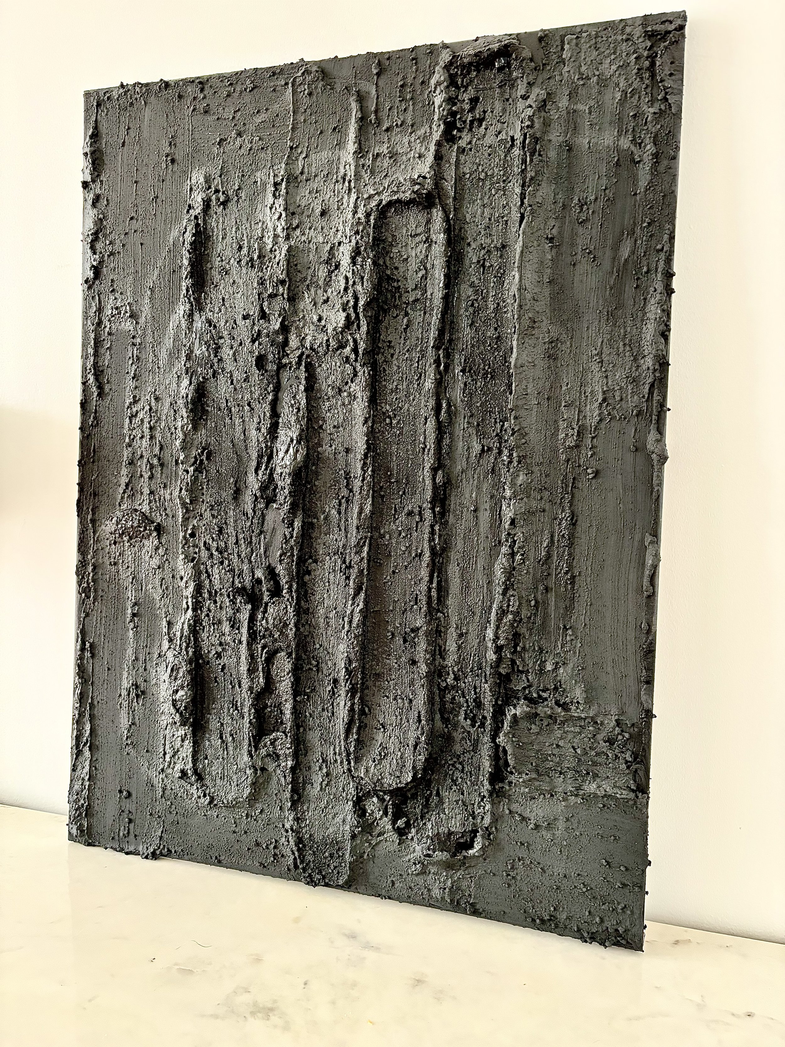 Granite Noir 78 x 58 cm
Toile sur châssis en bois
Peinture acrylique mortier