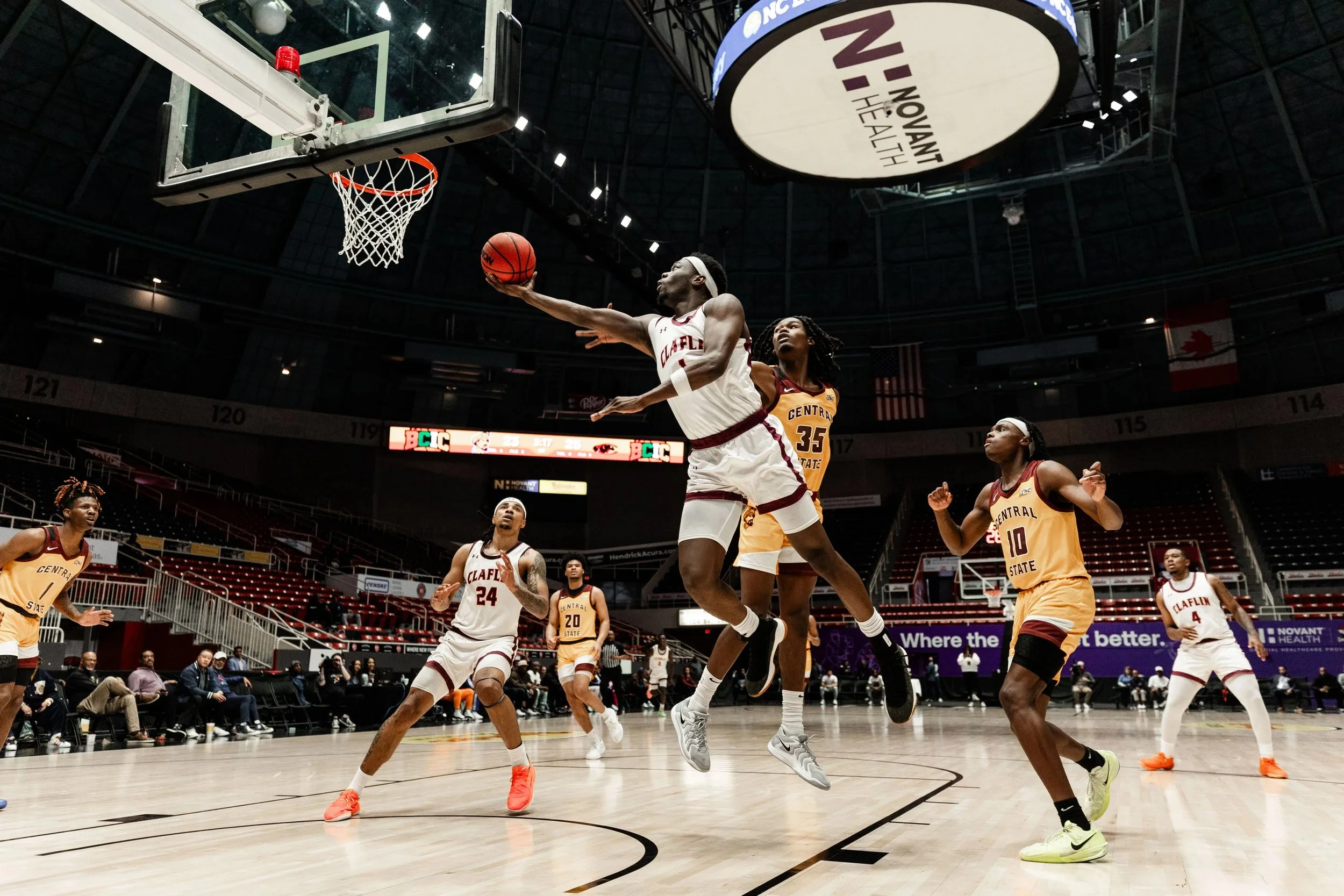 8-250320ke-blackcollege-ic-p11443-004-jp.jpg
