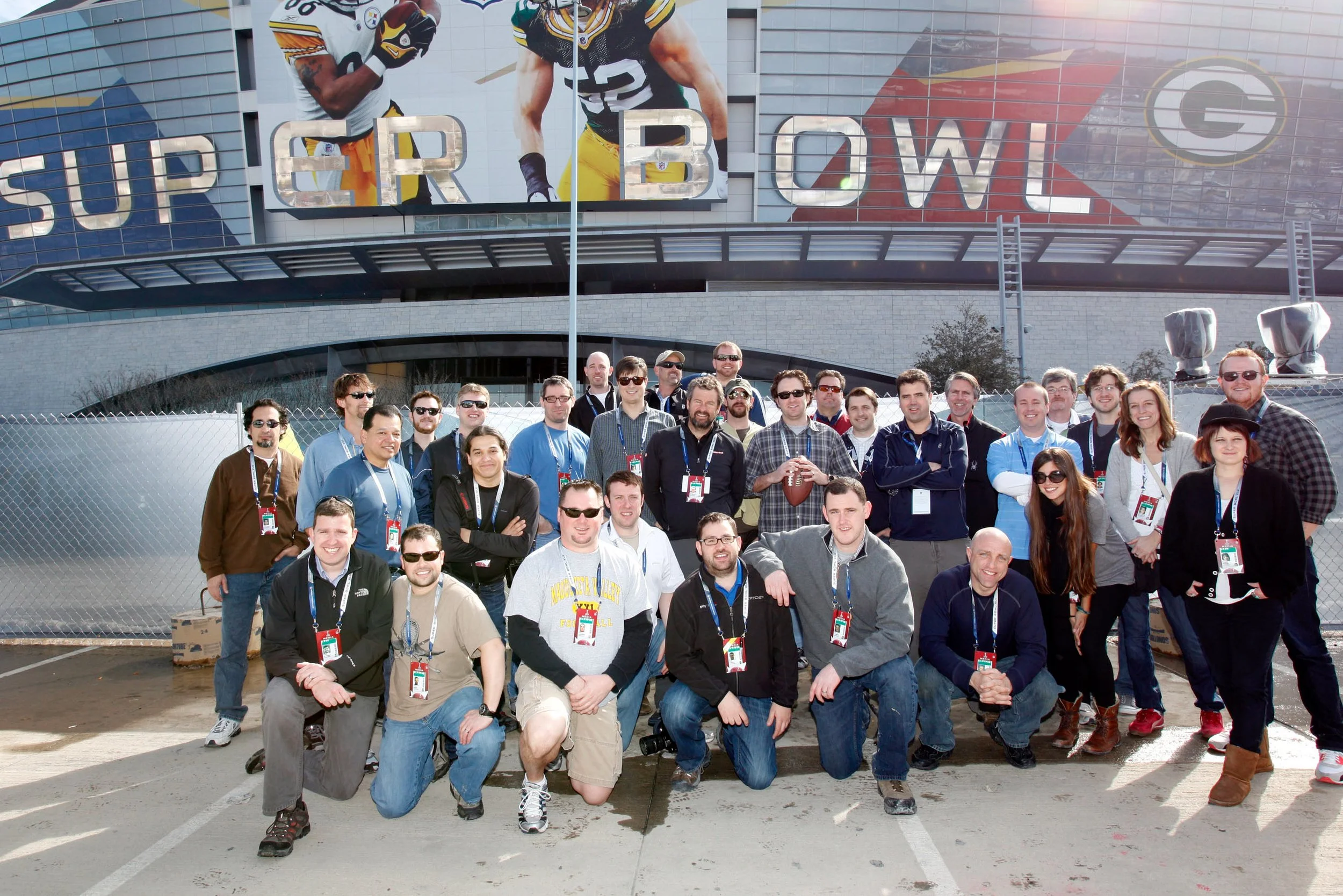 SBPackersSteelersTeamPhoto.jpg