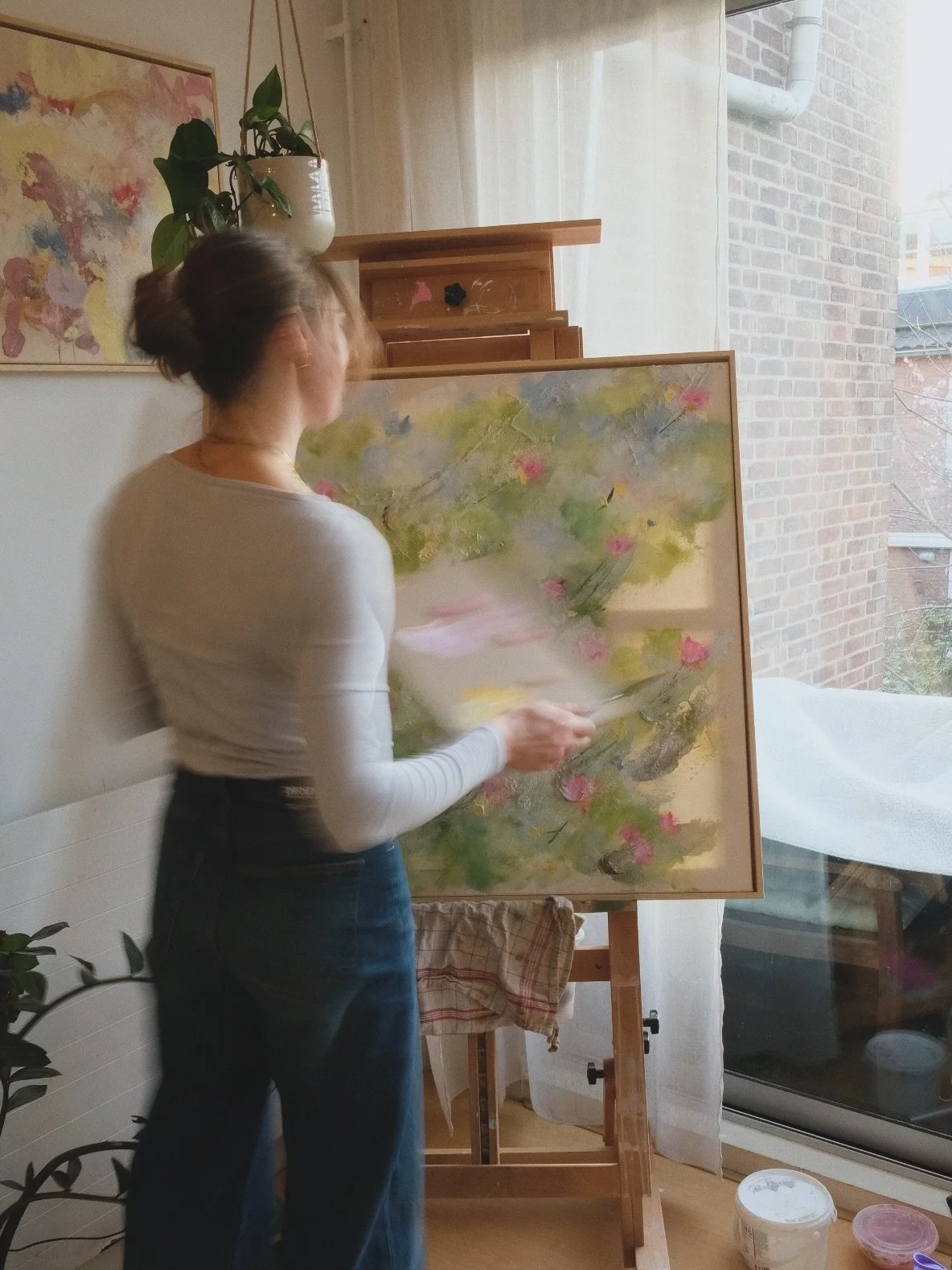 Painting the spring!!! 🥹🌸

#art #abstract #floralartwork #painting #spring