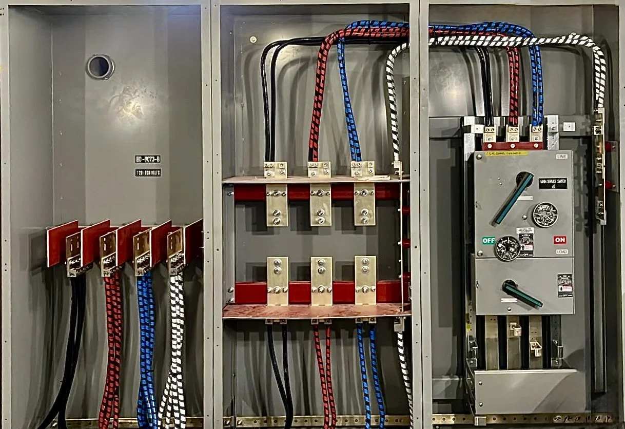 4000 A main electrical service