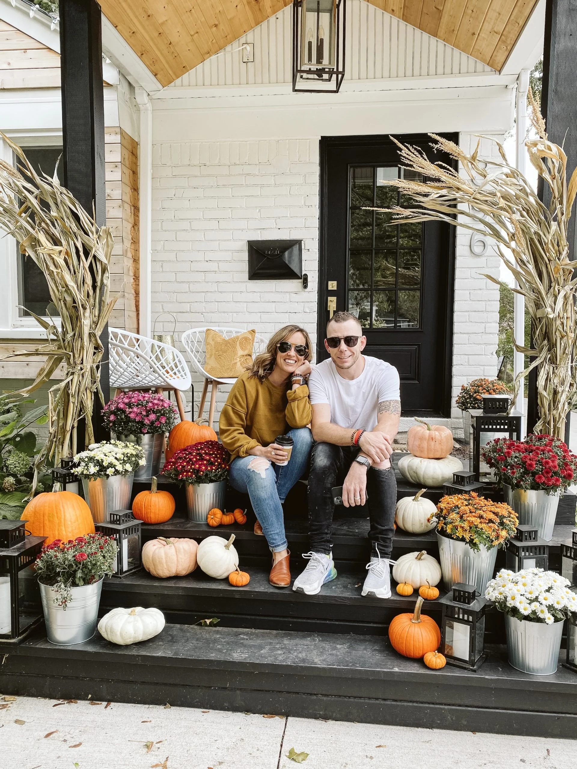 MODERN LIVING SPACE DESIGN WITH A FIREPLACE : ONE ROOM CHALLENGE - WEEK 1