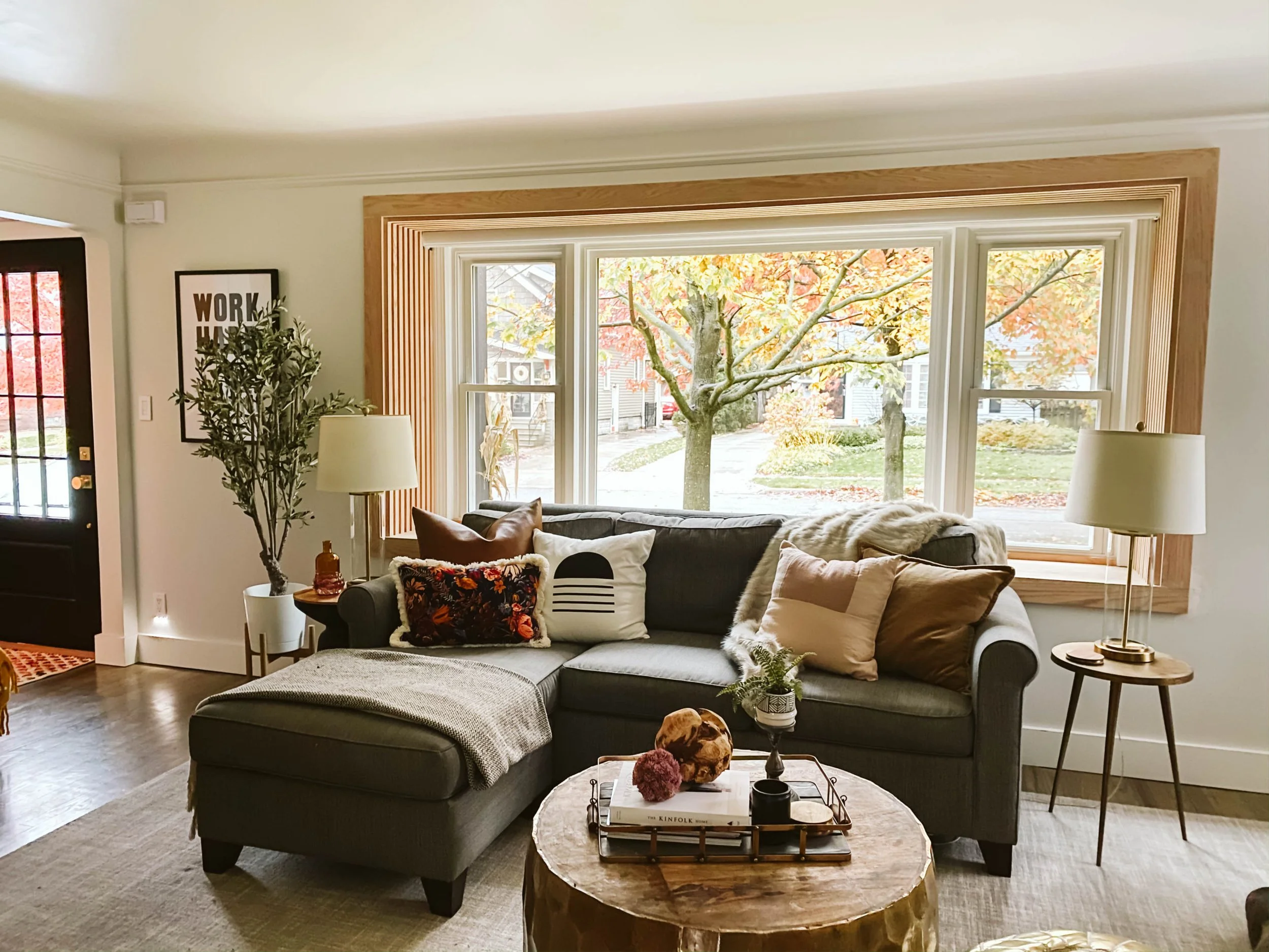 MODERN LIVING SPACE DESIGN WITH FIREPLACE : ONE ROOM CHALLENGE - WEEK 5