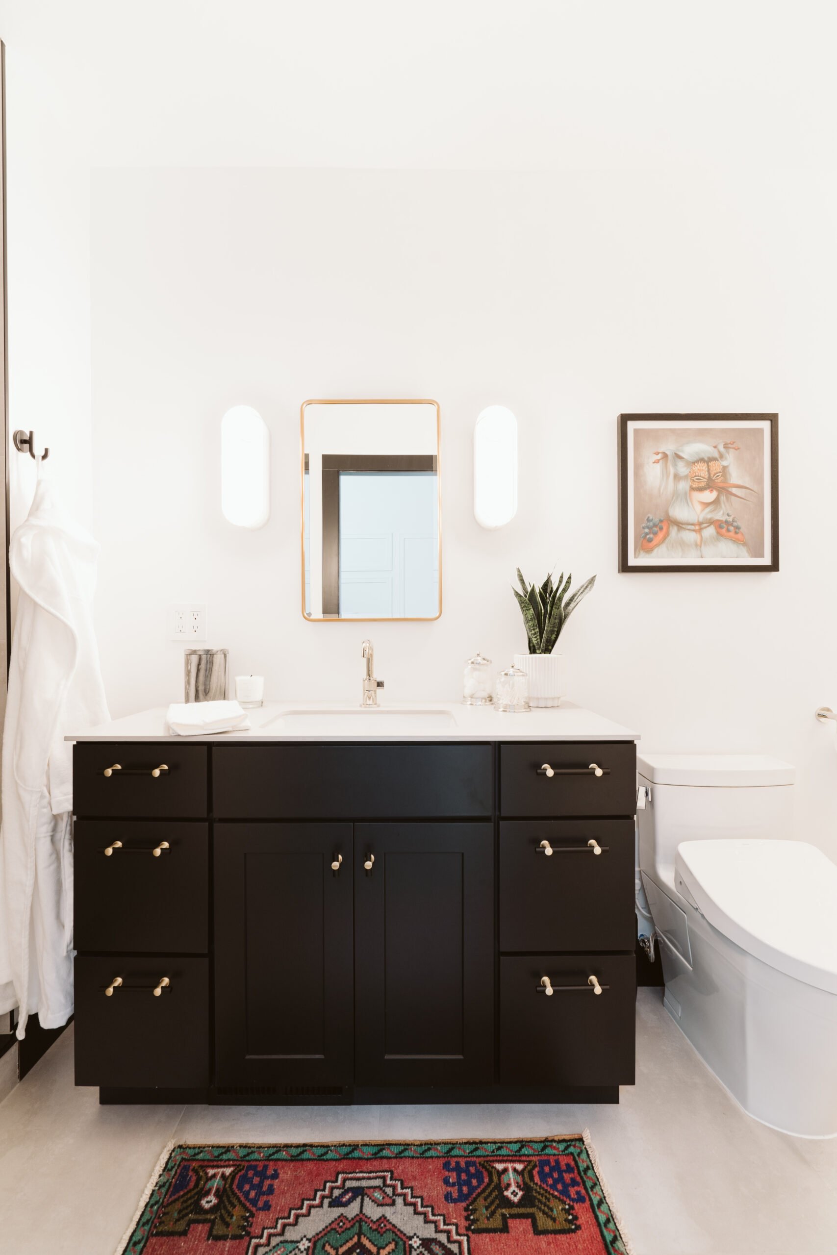 MEDICINE CABINET MIRRORS THAT ACTUALLY LOOK GOOD