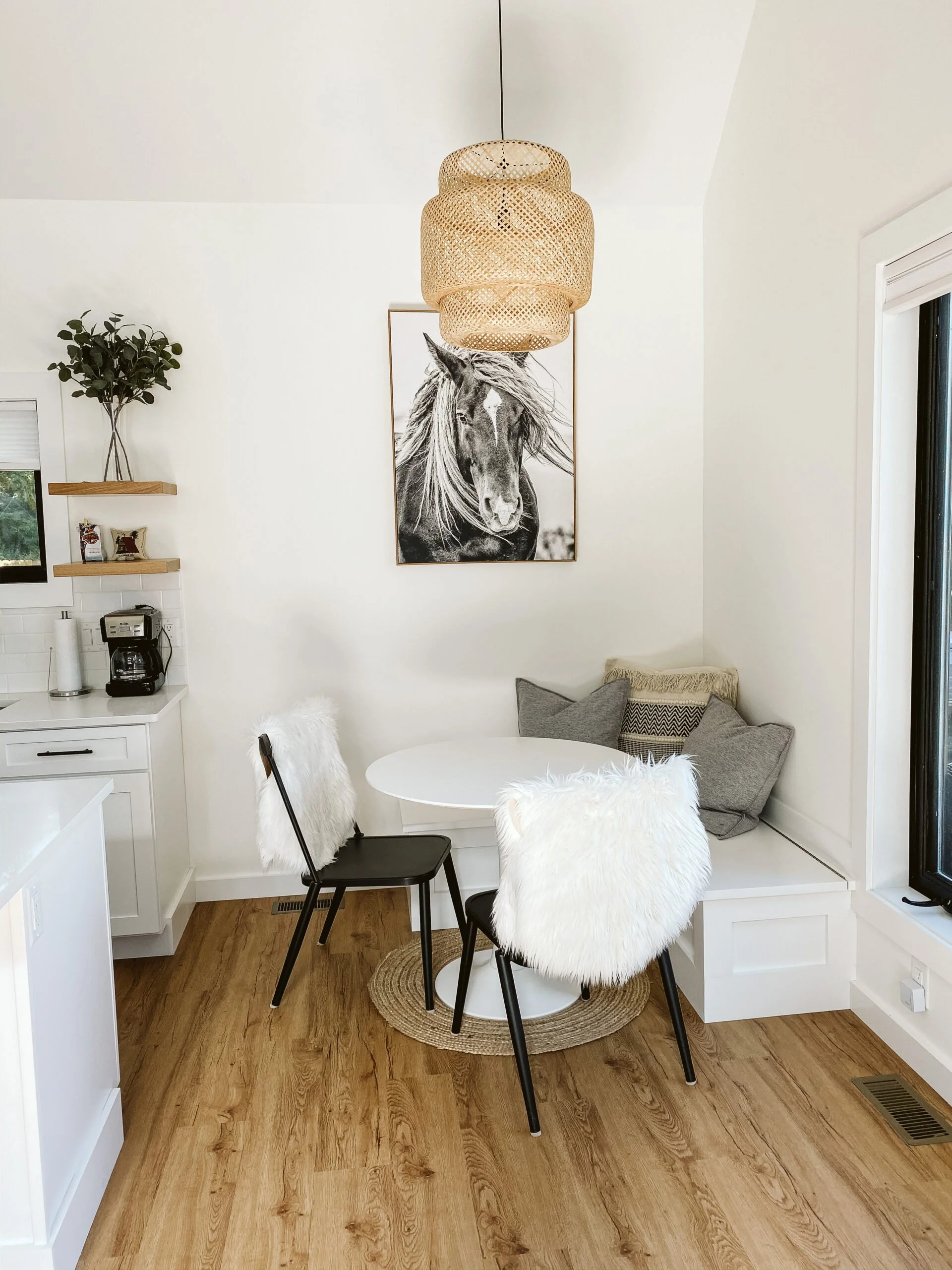 HOW TO PICK THE RIGHT TABLE FOR YOUR SPACE