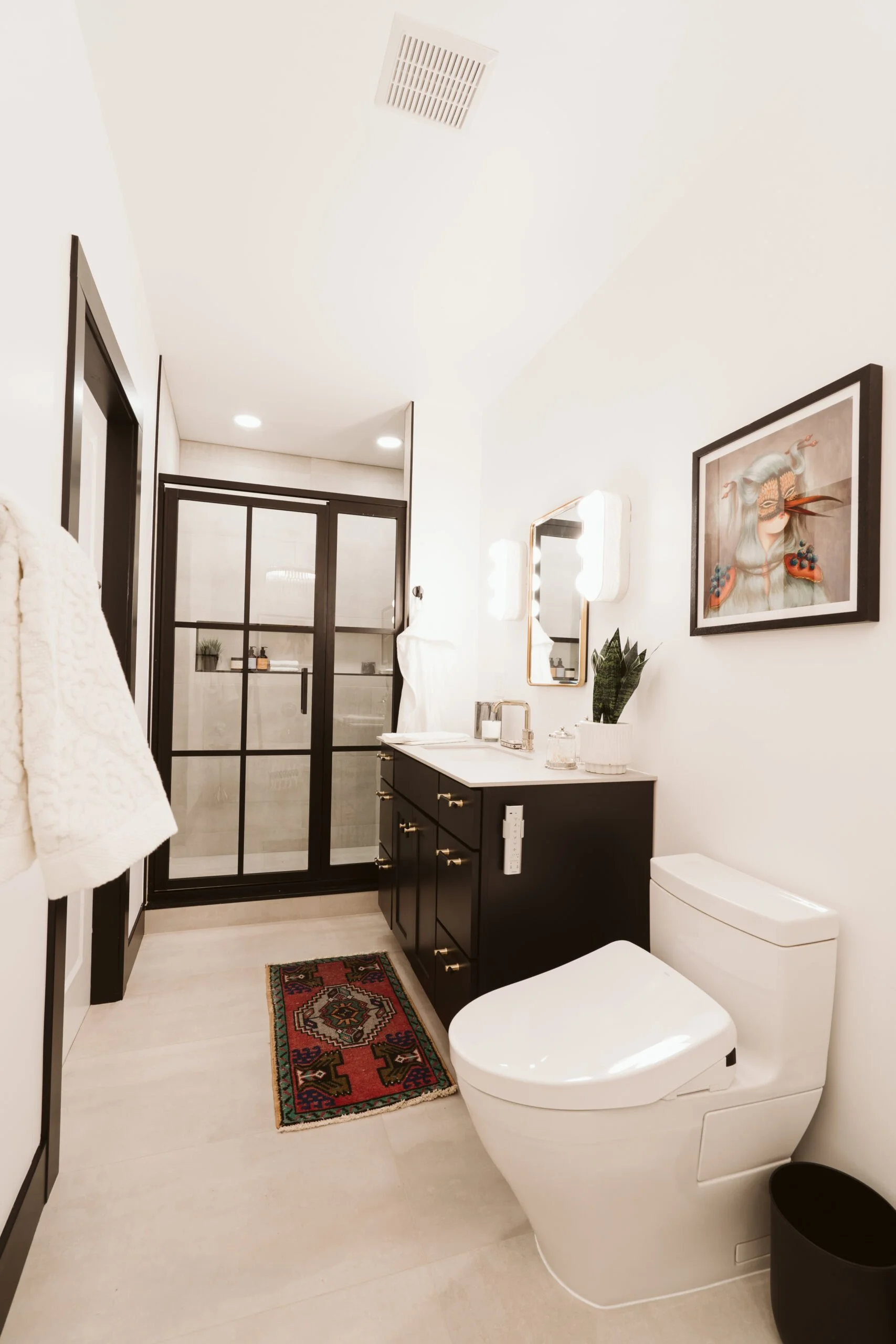 HOW TO SHOOT A BATHROOM