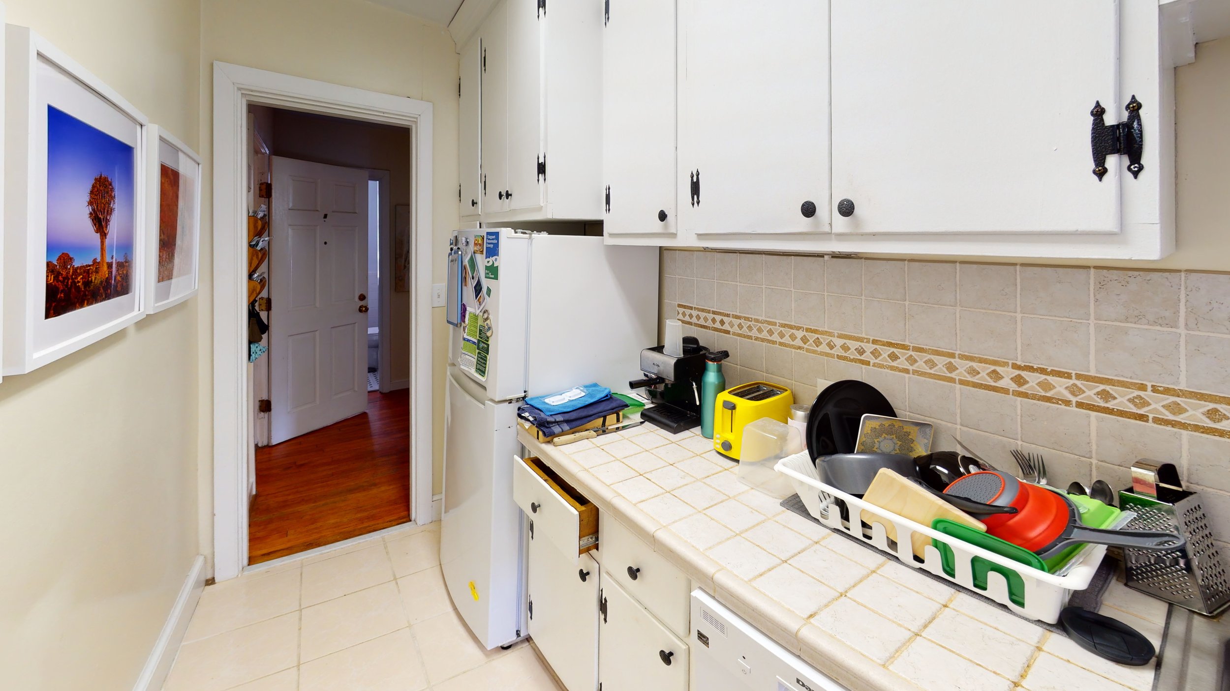 201-Cary-St-Apartment-A-Laundry.jpg