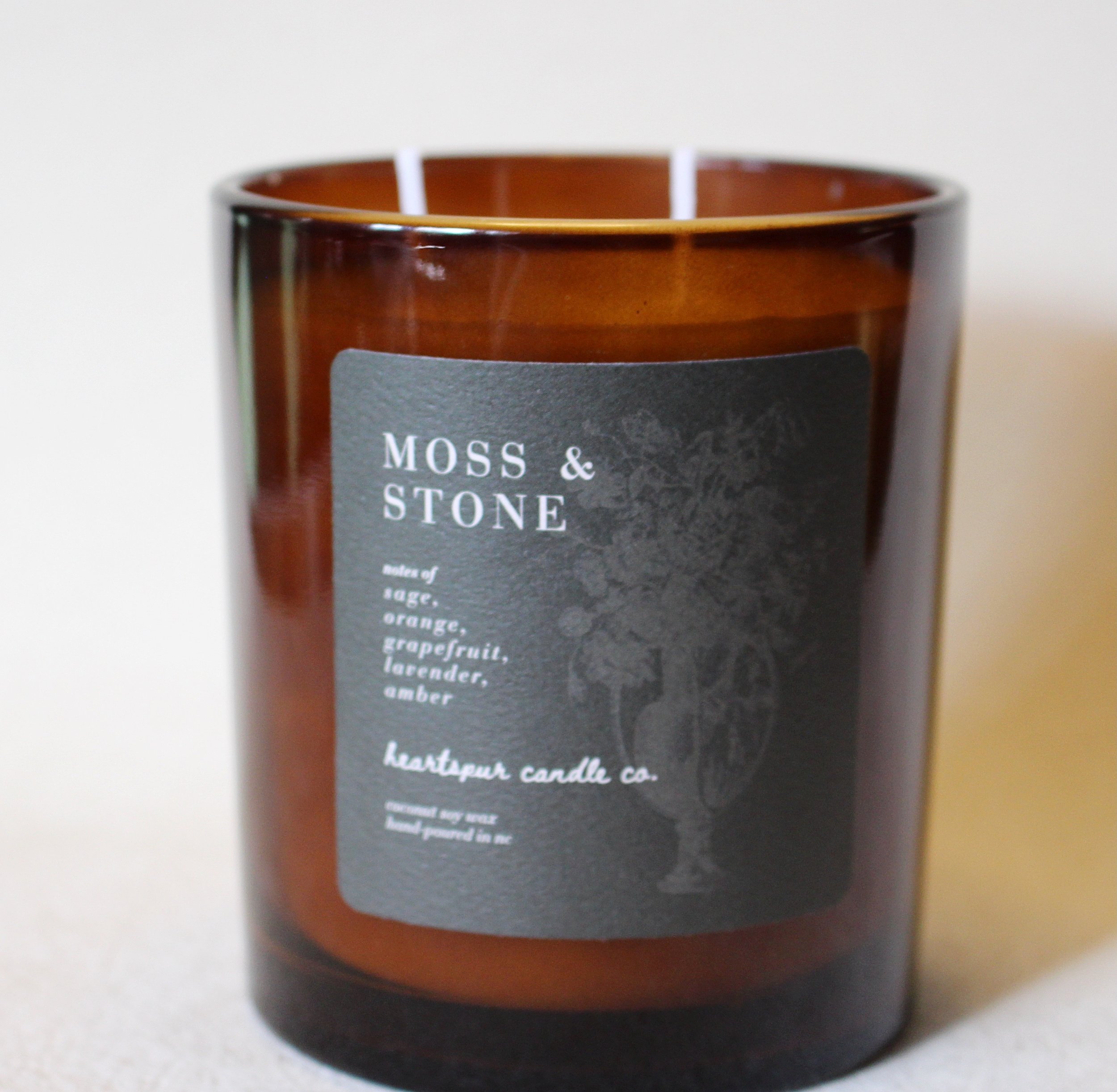 moss & stone 12 oz candle