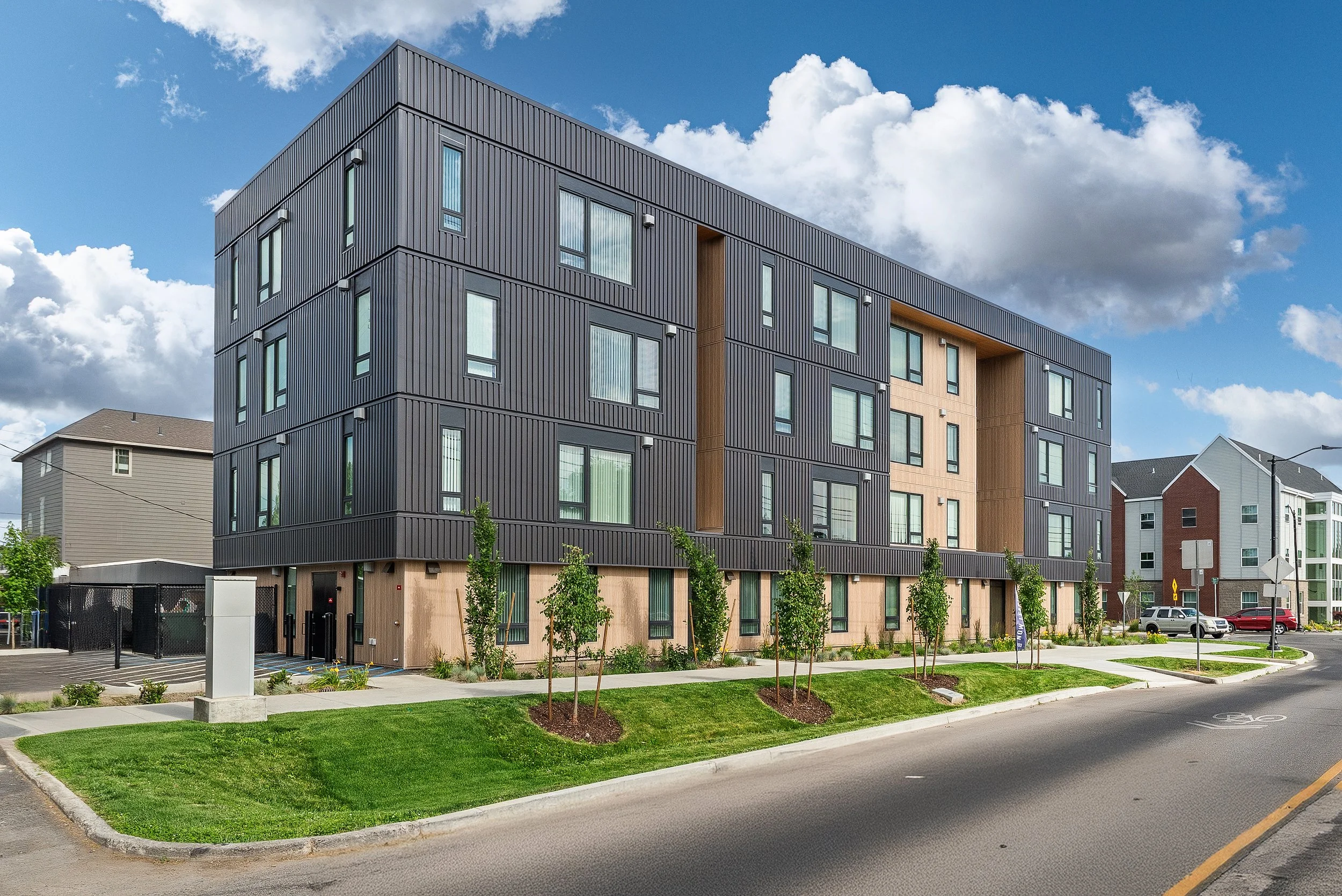 001-803 E Sharp Ave 001.jpg