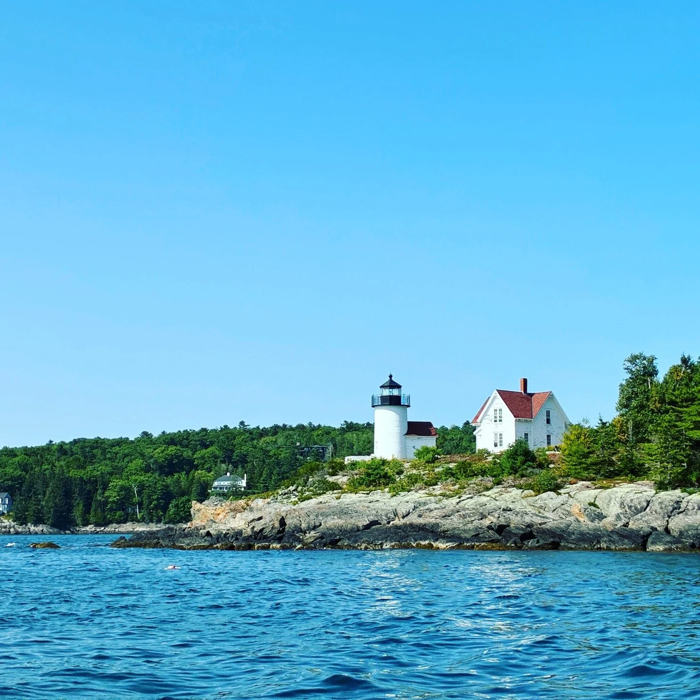 A glimpse back to last weekend in Maine—expansive views, quiet trails, and a long, thoughtful conversation with Leslie Curtis, one of the most storied designers working today. Her work has shaped the homes of some of the most influential famili