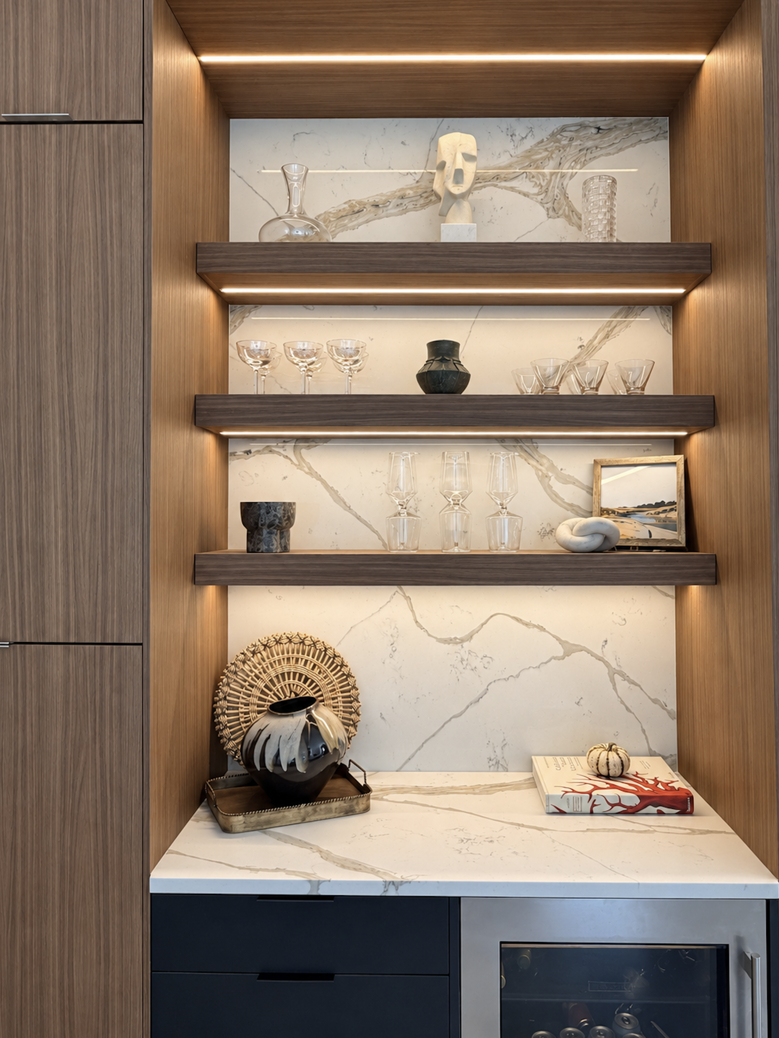 6 cliff kitchen bar.png