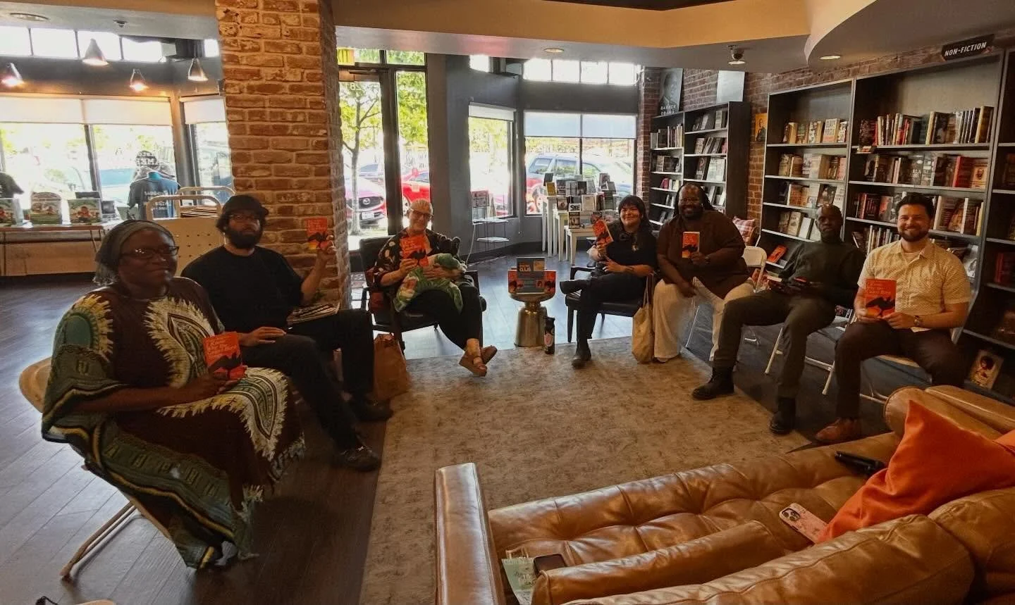 Our March meeting discussing Maya Angelou's "I Know Why the Caged Bird Sings" at @undergroundbooks 

This month gave us the opportunity to reflect on the life of #MayaAngelou and her experiences growing up