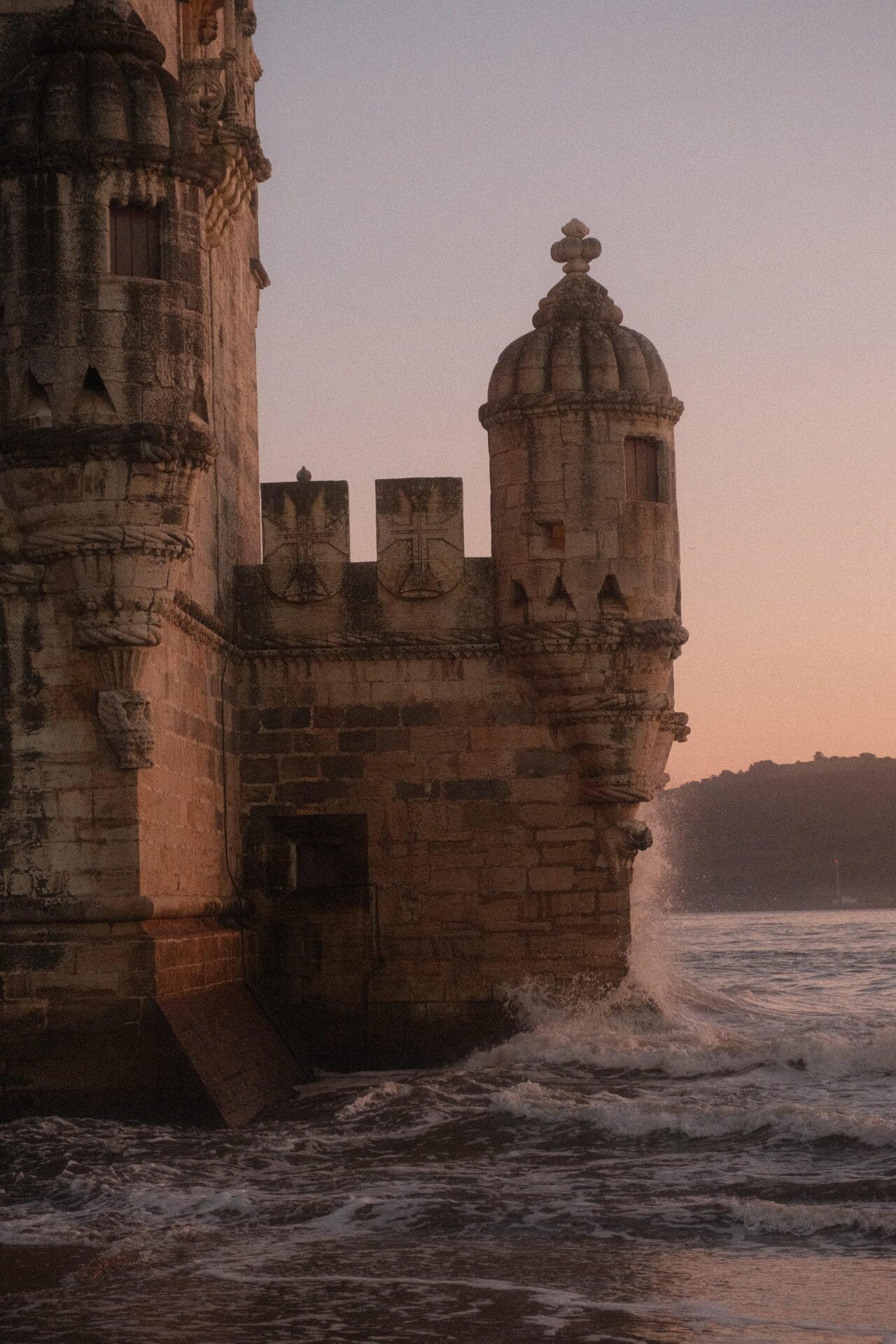 Crashing Waves