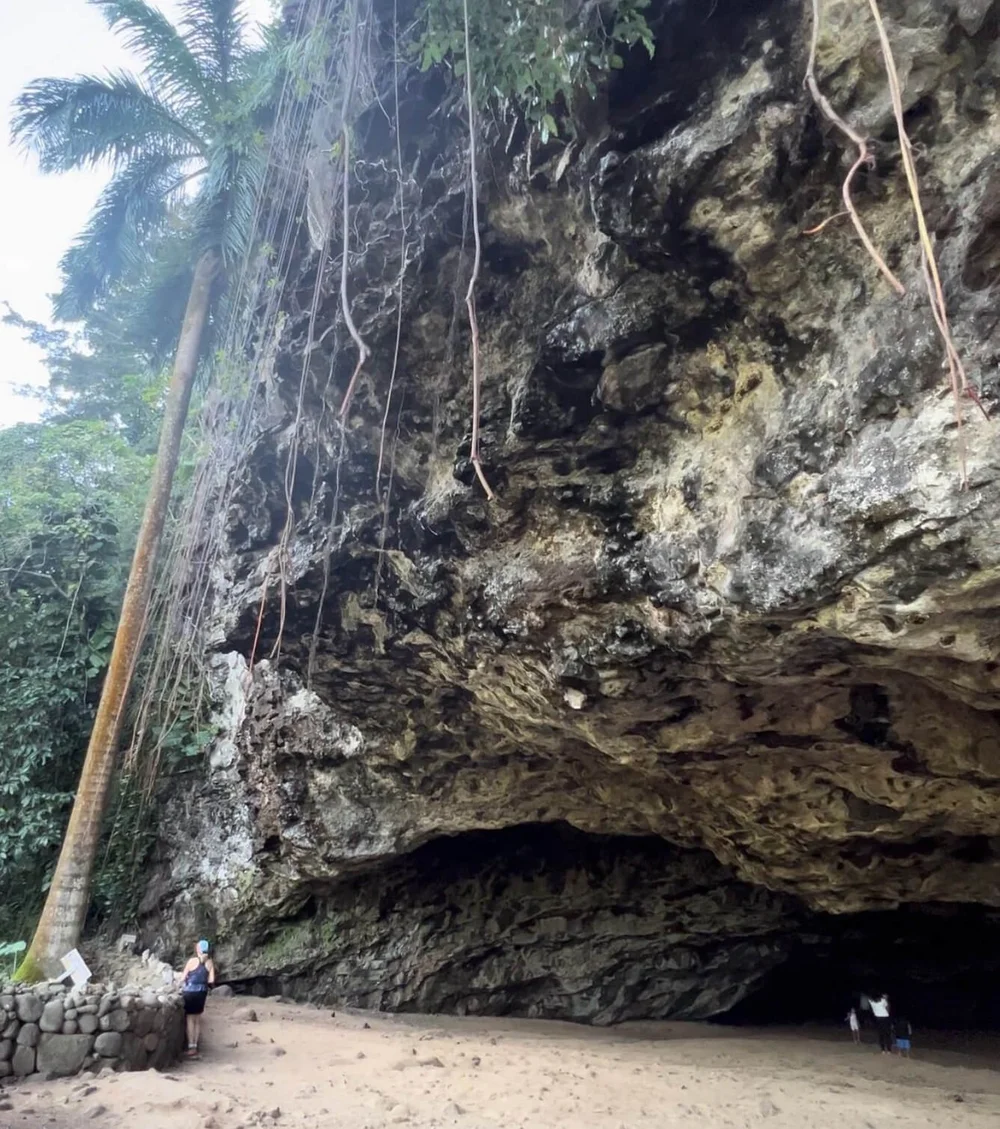 Maniniholo Dry Cave