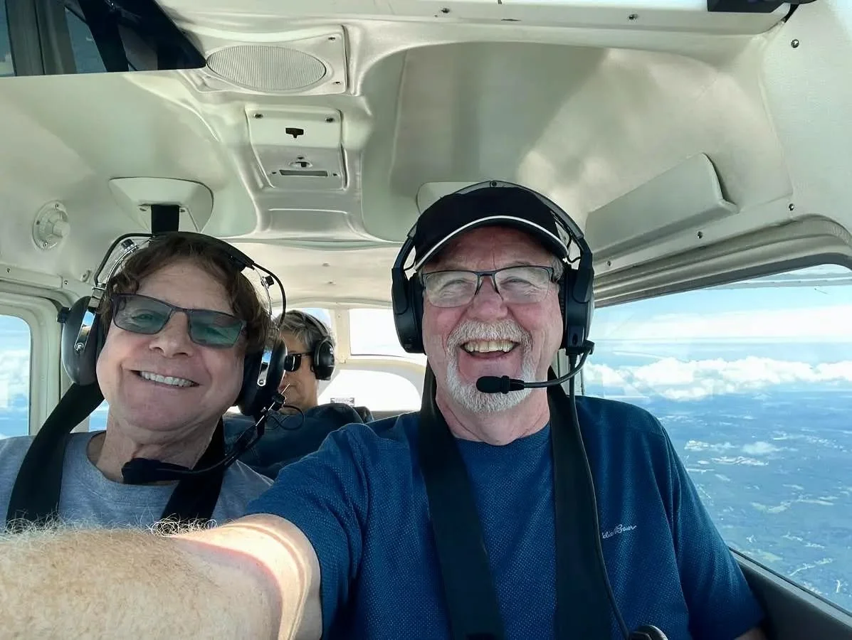 Ken's flight review. Having too much fun on a beautiful day! 🛩️ #hennikerflyingclub