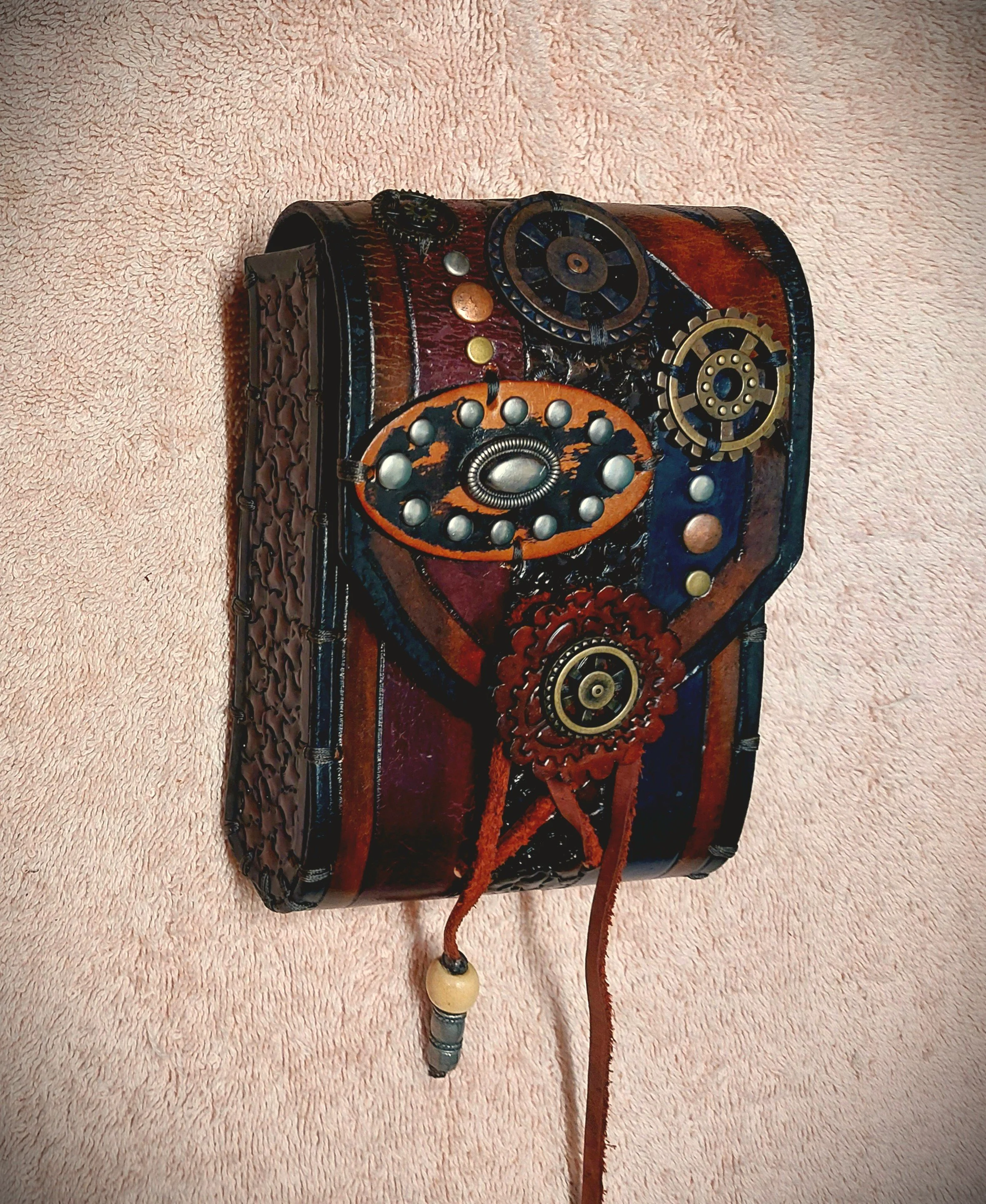 pouch sp deluxe angle 2.jpg