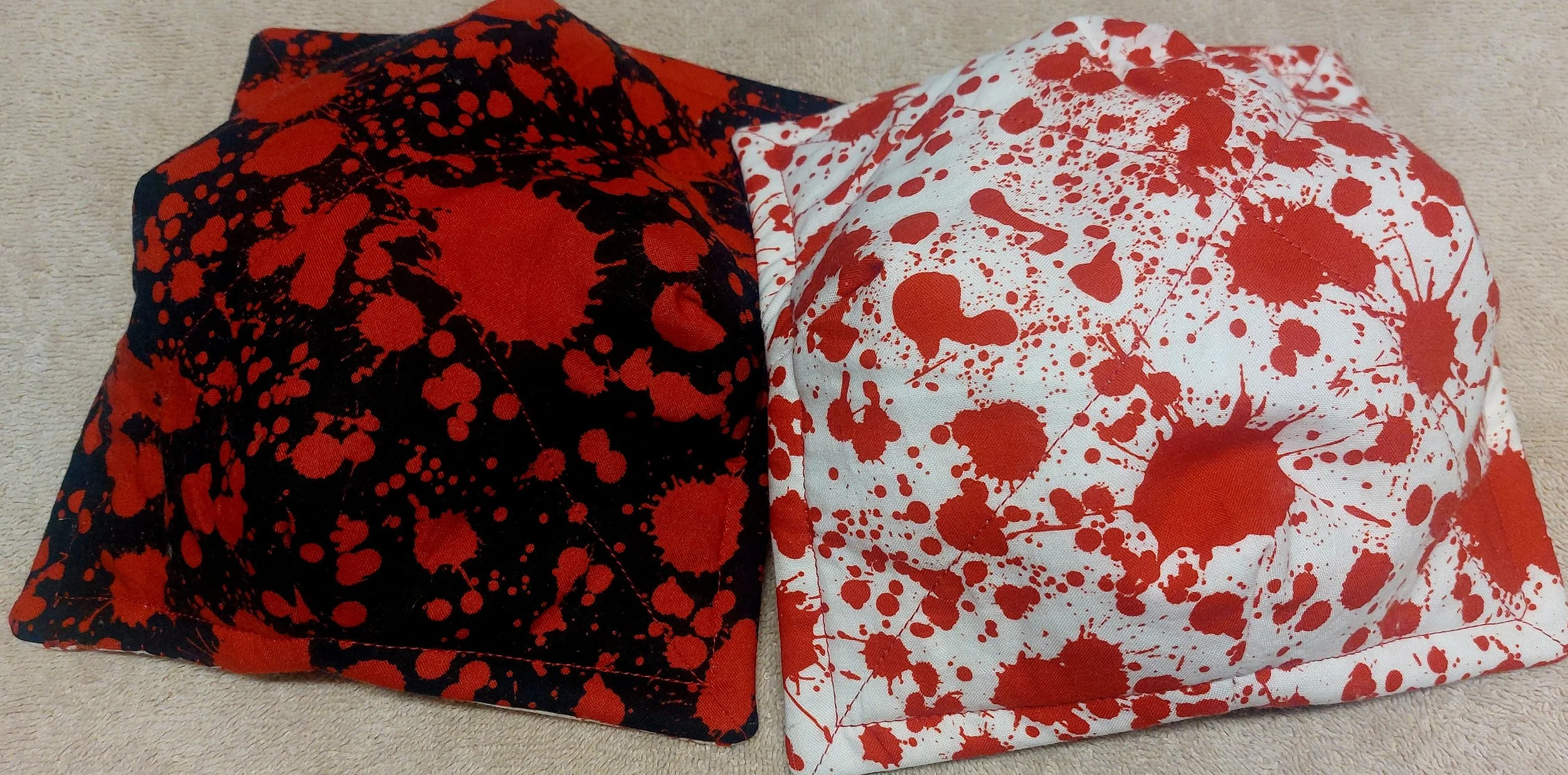 Blood Splatter on White/Blood Splash on Black Flip Med Microwaveable Bowl
