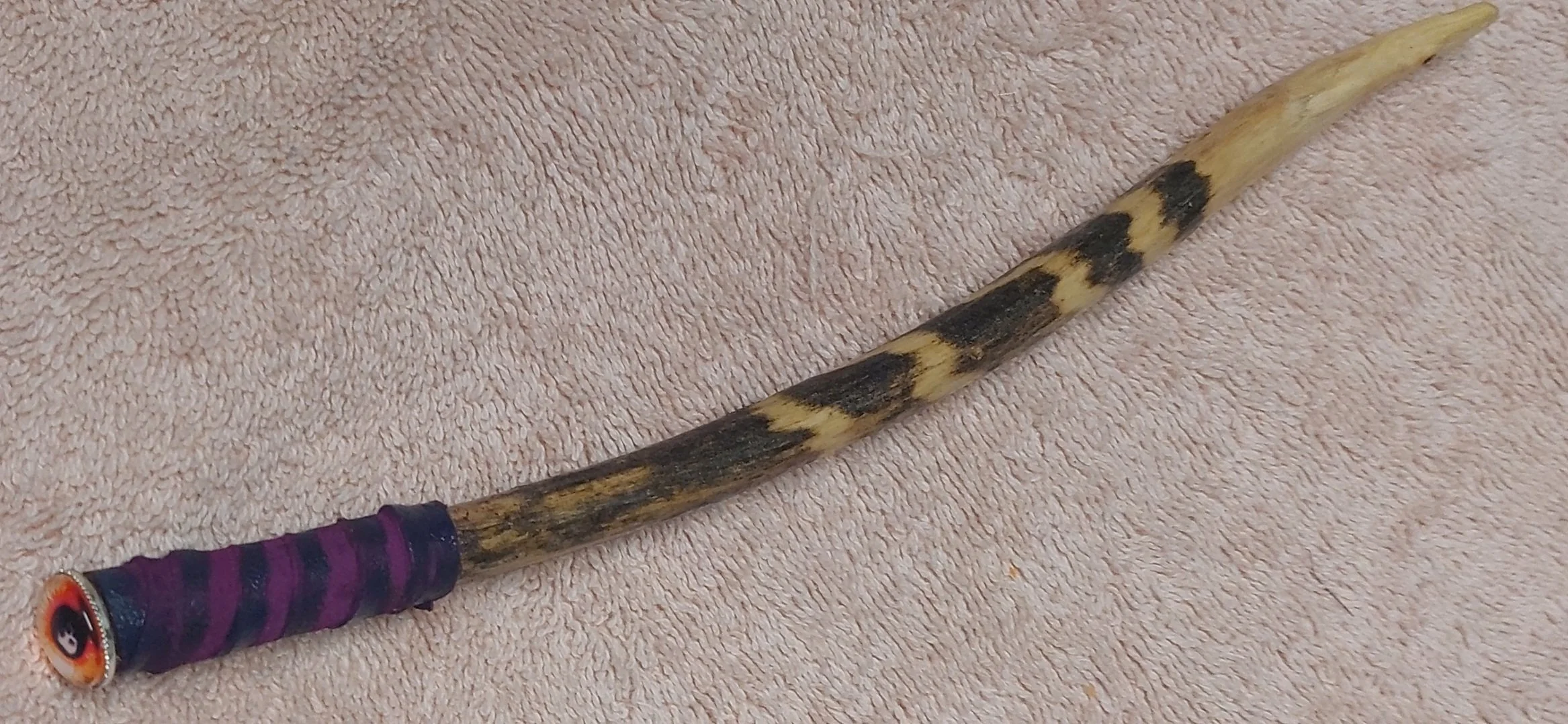 holster moon streiger wand alone.jpg