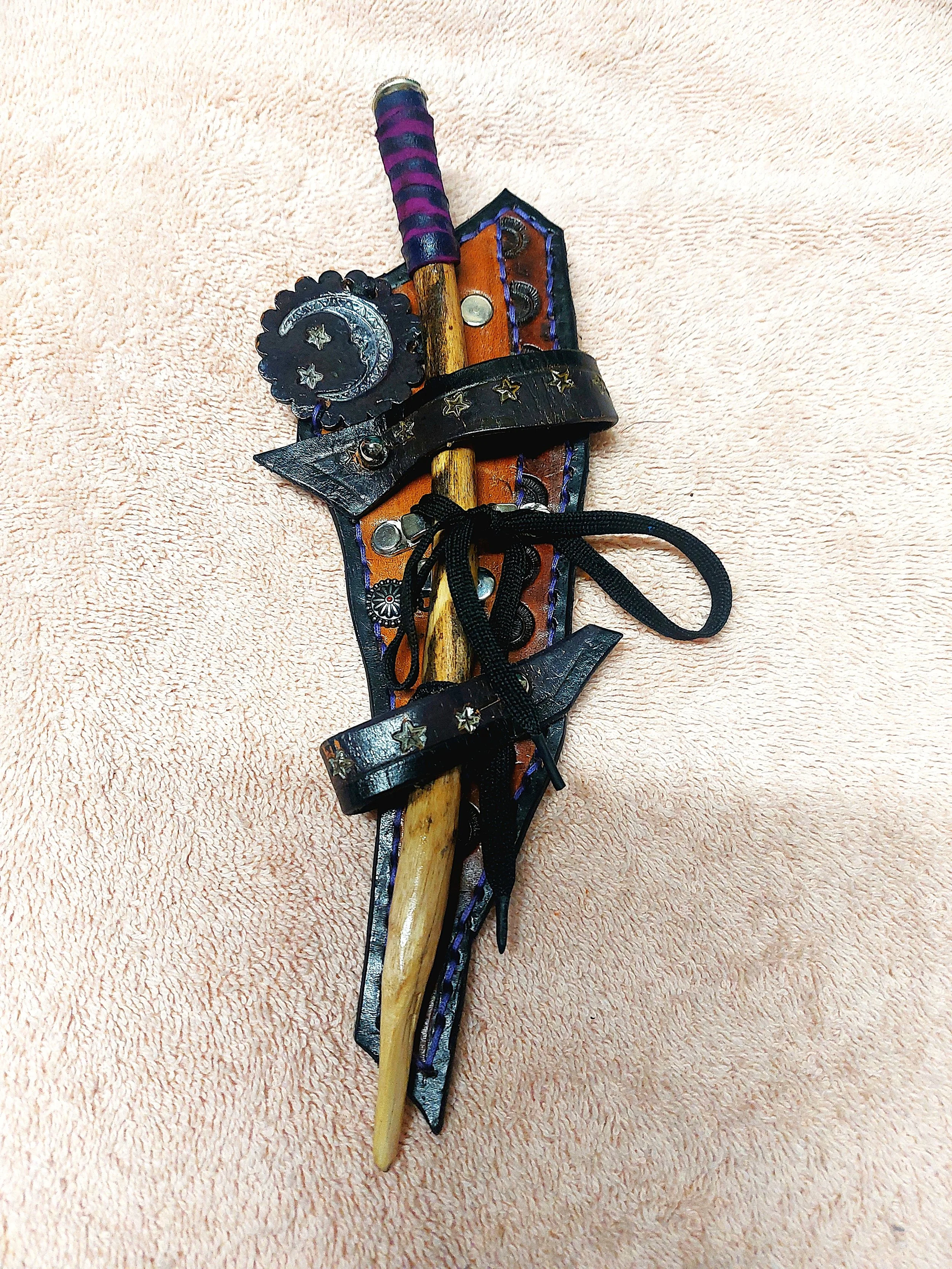 Unique Wand Holster and Backyard Wand Set:  Moon with Purple Accent Holster with Streiger Finger Wand