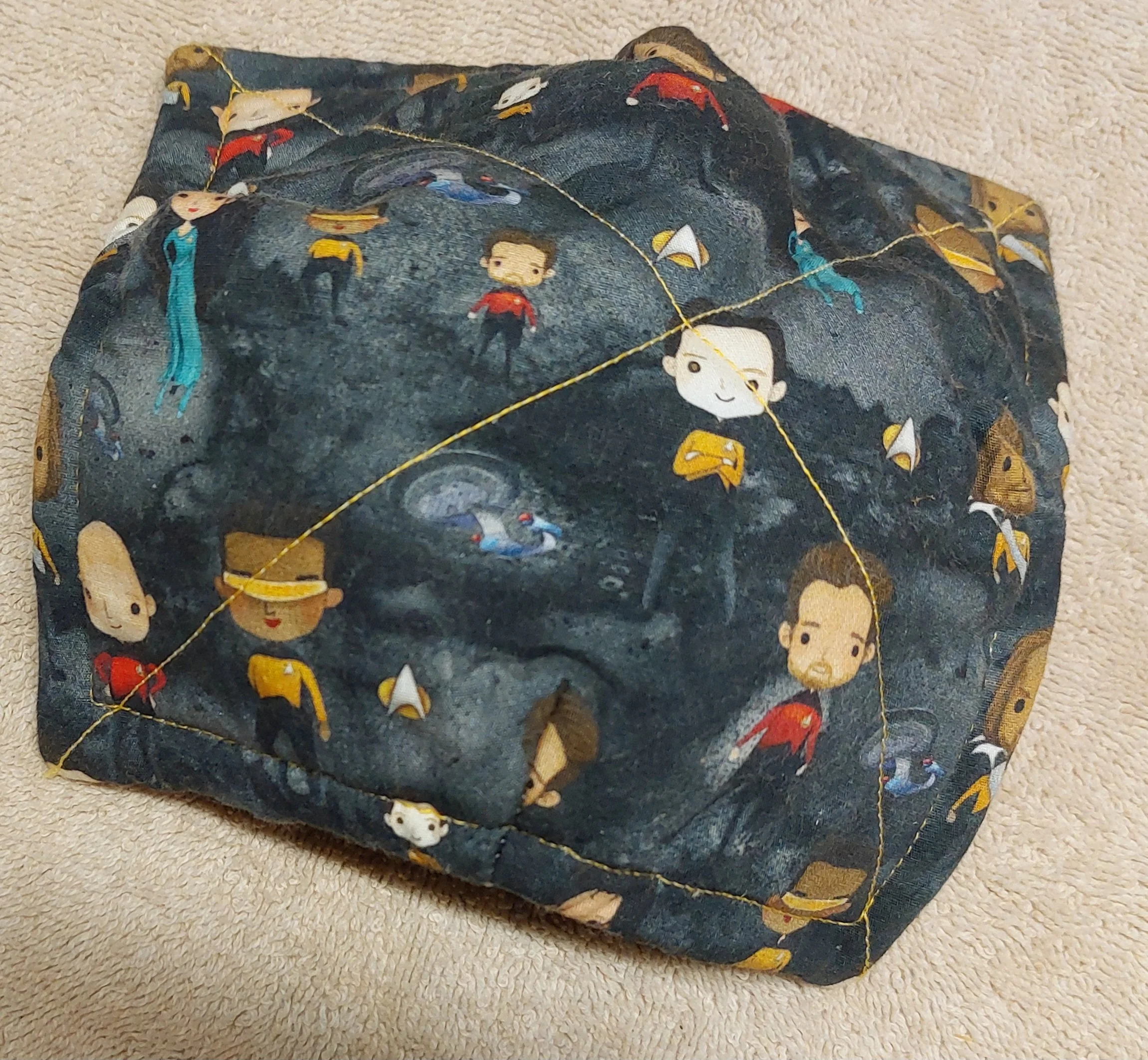 Star Trek Chibi Charaters on Grey Small Microwaveable Bowl Cozy