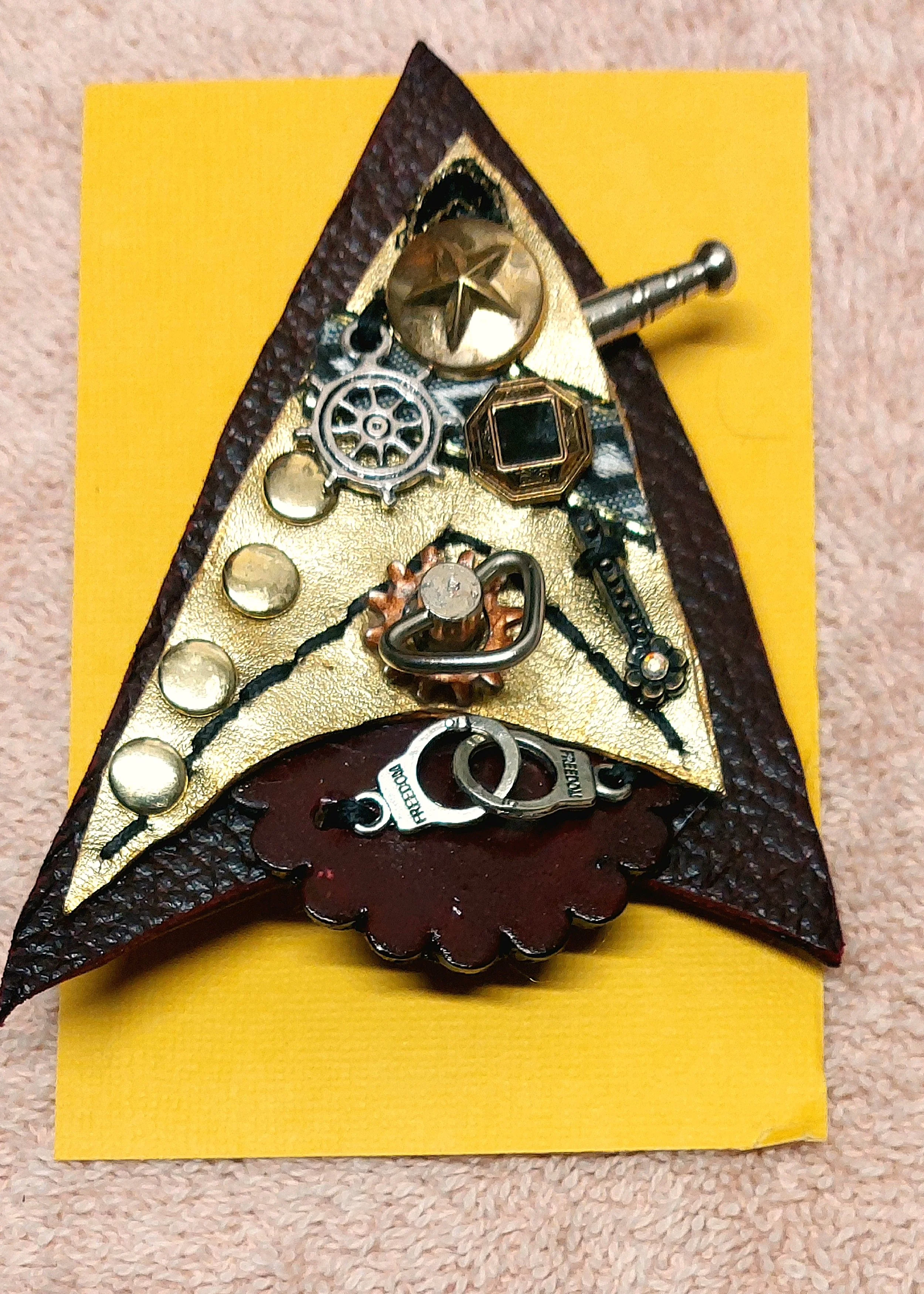 Steamtrek Delta Communicator Captain Badge 26 Unique 2