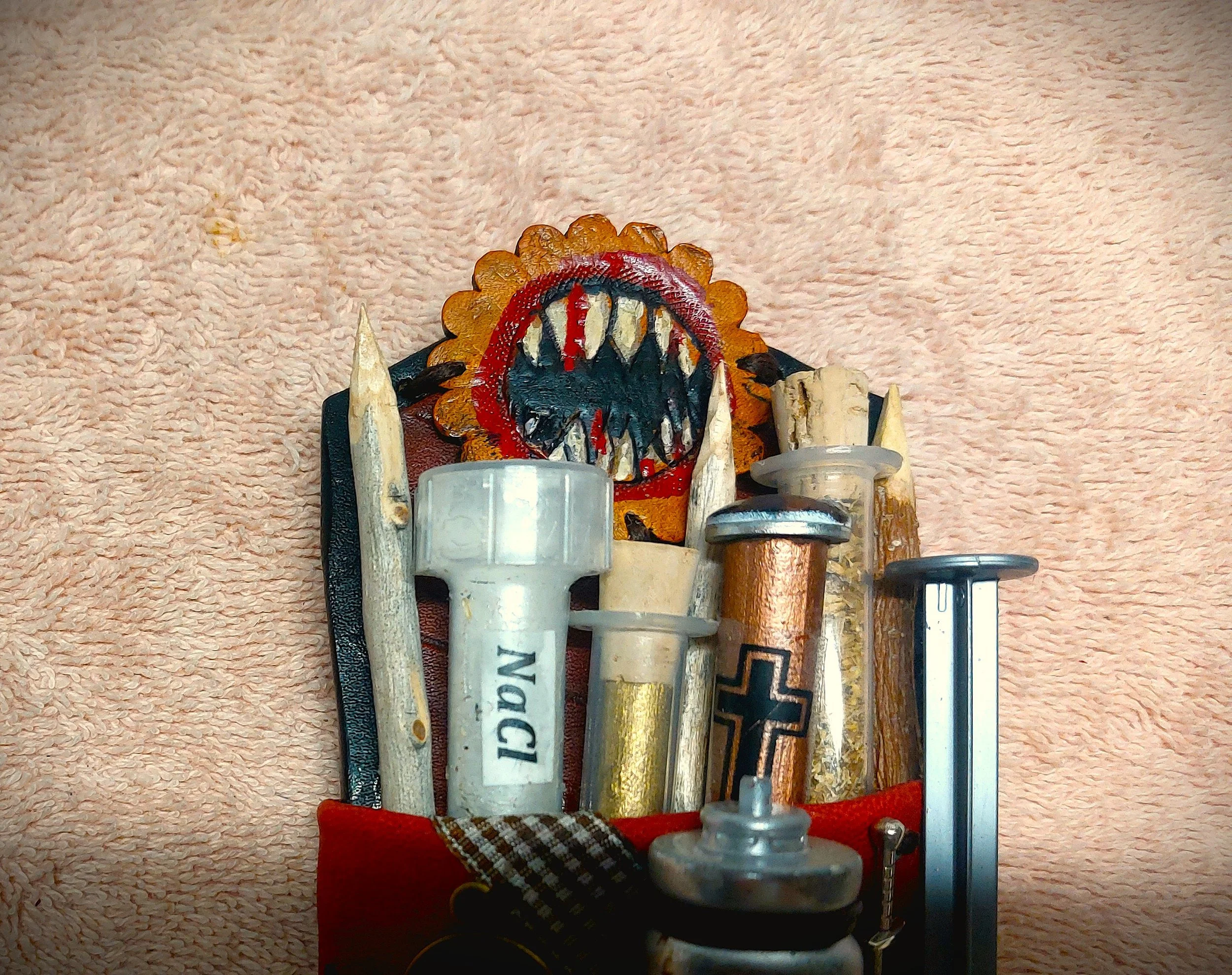 Monster Kit Levi dex top.jpg